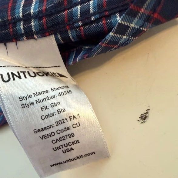 UNTUCKit UNTUCKit Shirt Navy Plaid Slim Fit 100% Polyester Button Up Mens MEDIUM Size US M / EU 48-50 / 2 - 8 Thumbnail