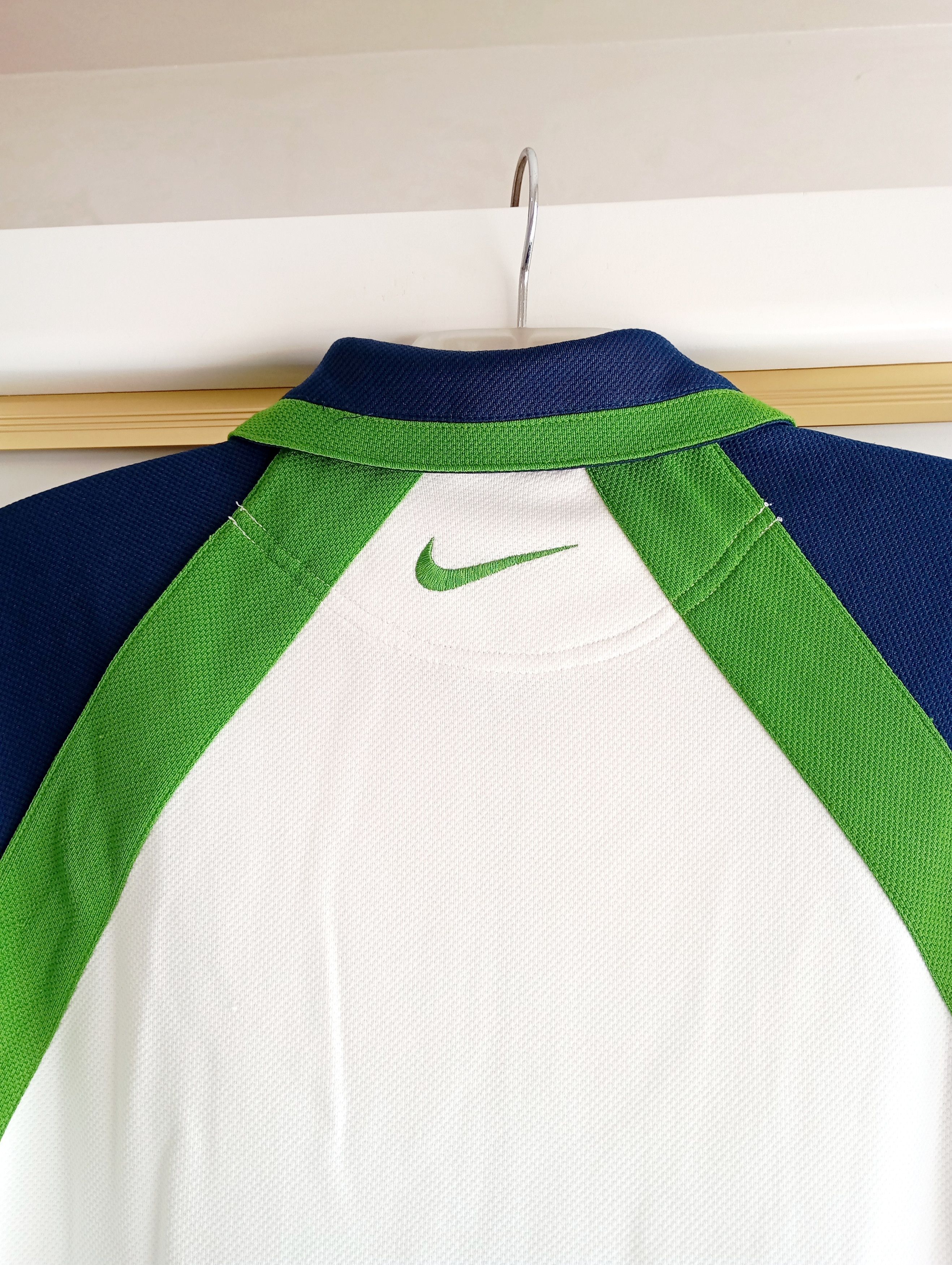 Nike Vintage Nike 00’s Big Embroidered Logo Oversized Y2K Tee Size US M / EU 48-50 / 2 - 10 Thumbnail