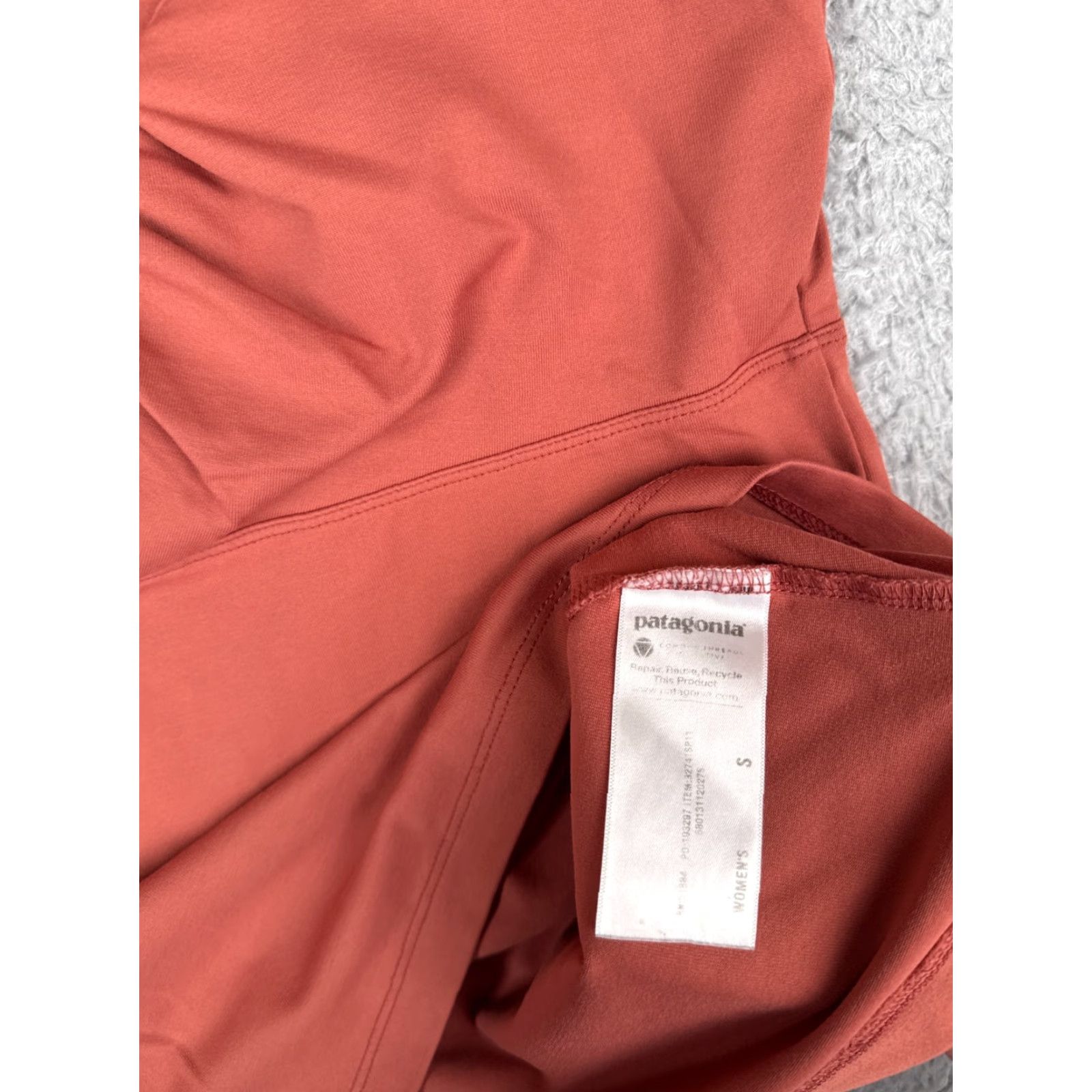 Patagonia Patagonia Shirt Womens Small Pink Tank Sleeveless Nylon Blend Scoop Neck Bandha Size S / US 4 / IT 40 - 7 Thumbnail