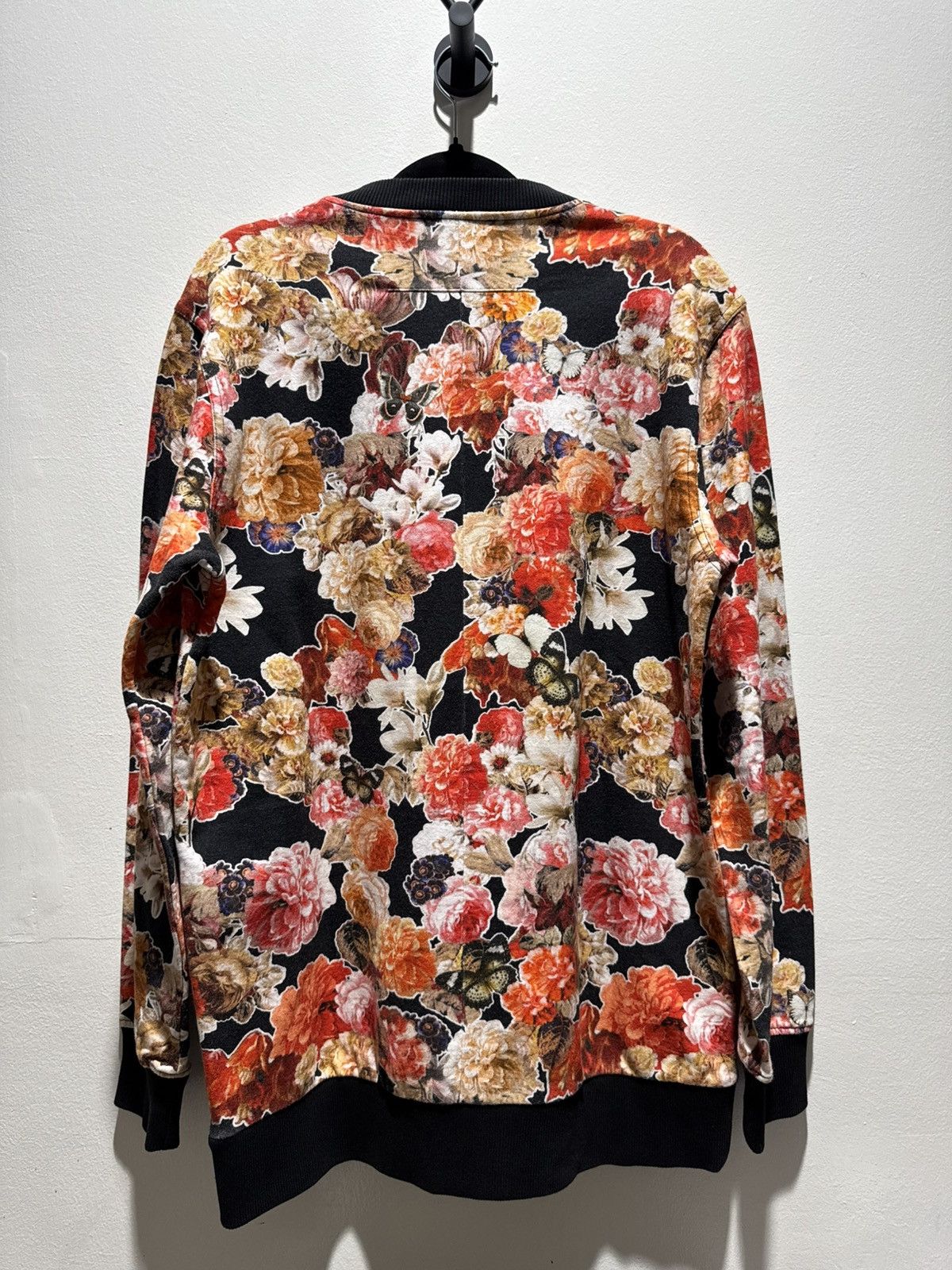 Givenchy Givenchy Floral Sweater Size US S / EU 44-46 / 1 - 4 Thumbnail