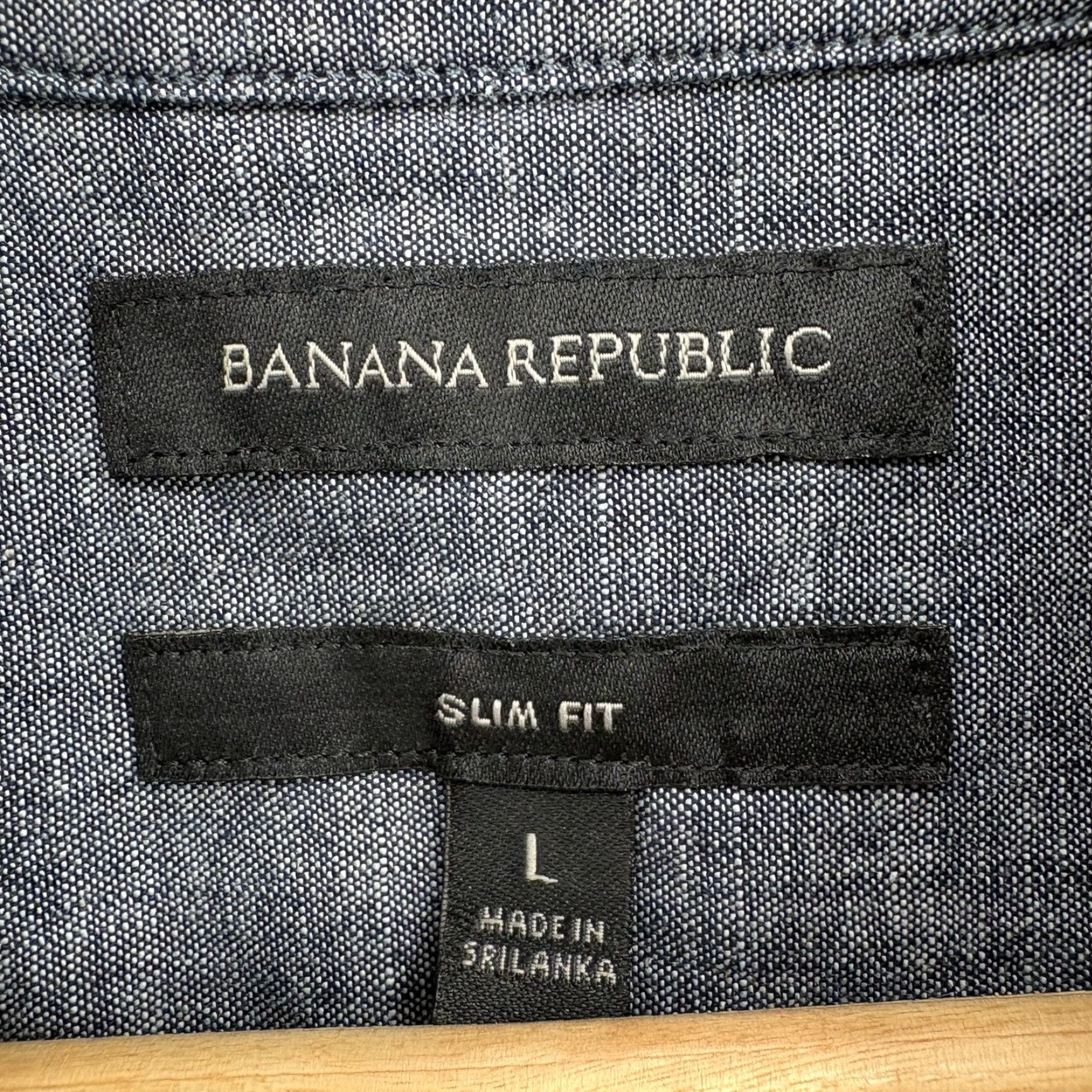 Banana Republic Banana Republic Shirt Mens Large Gray Chambray Short Sleeve Button Up Slim Fit Size US L / EU 52-54 / 3 - 3 Thumbnail
