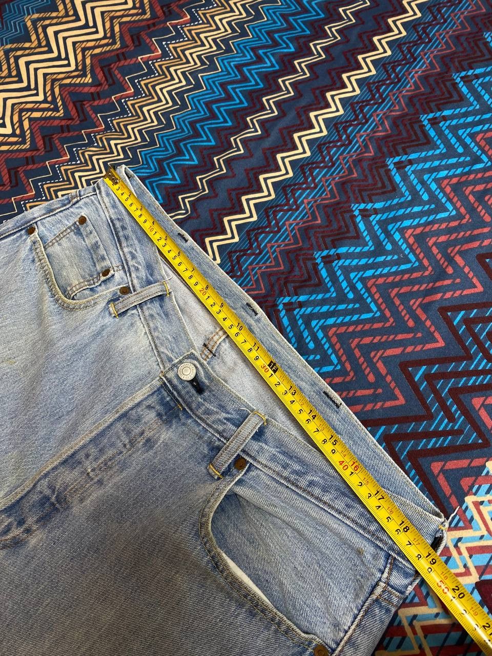 Levi's Distressed Jeans Levi's 501 vintage Y2K w38 streetwear Size US 38 / EU 54 - 16 Thumbnail