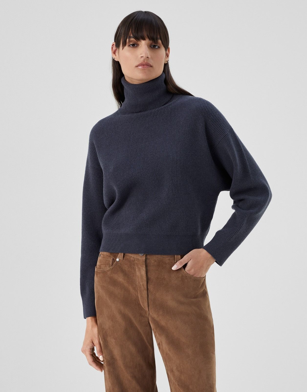 Brunello Cucinelli o1la1rc1a0225 Turtleneck Sweater in Blue Size M / US 6-8 / IT 42-44 - 1 Thumbnail