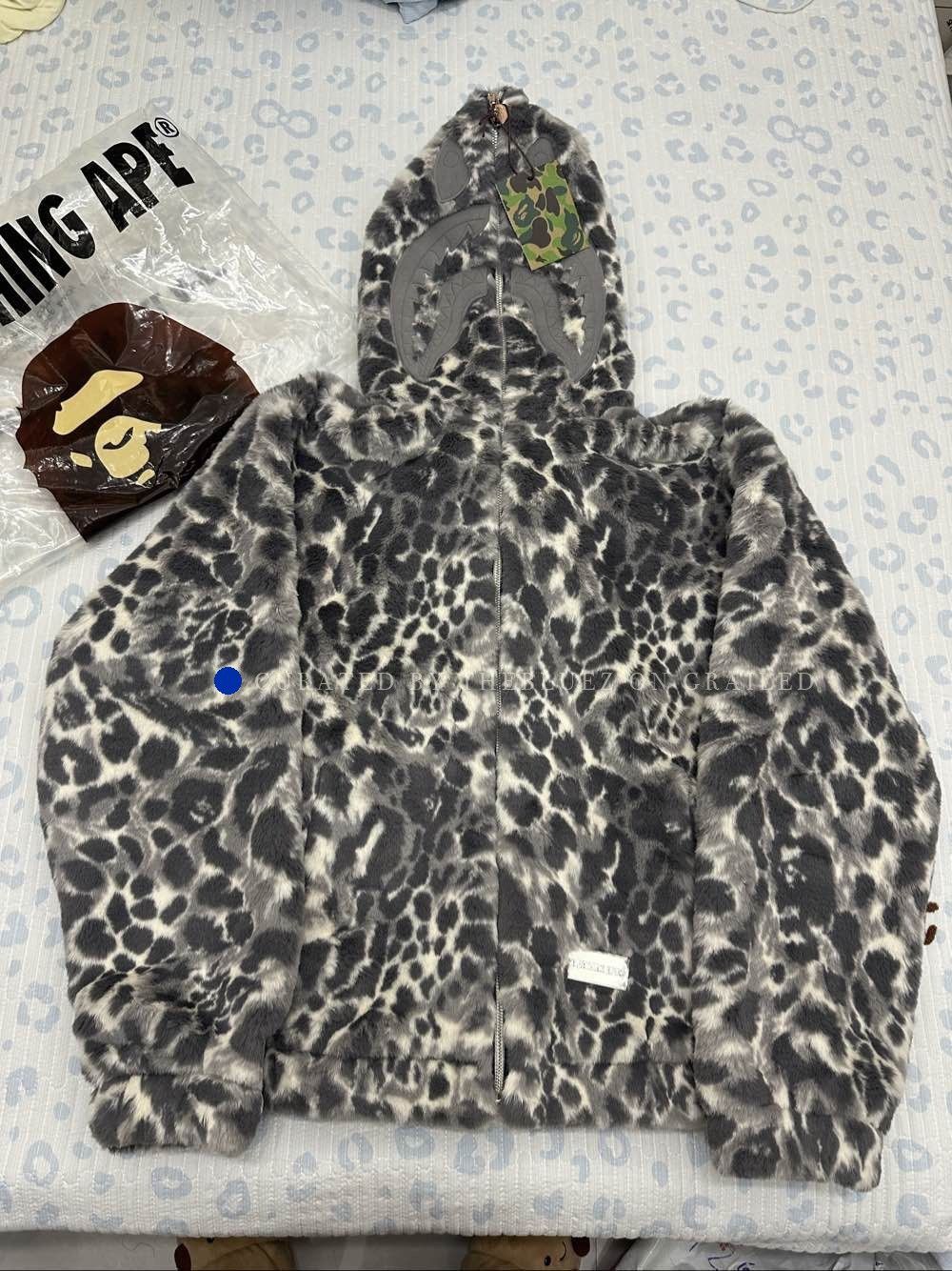 Bape Leopard Print Shark Hood Zip-Up Hoodie Size US L / EU 52-54 / 3 - 1 Preview