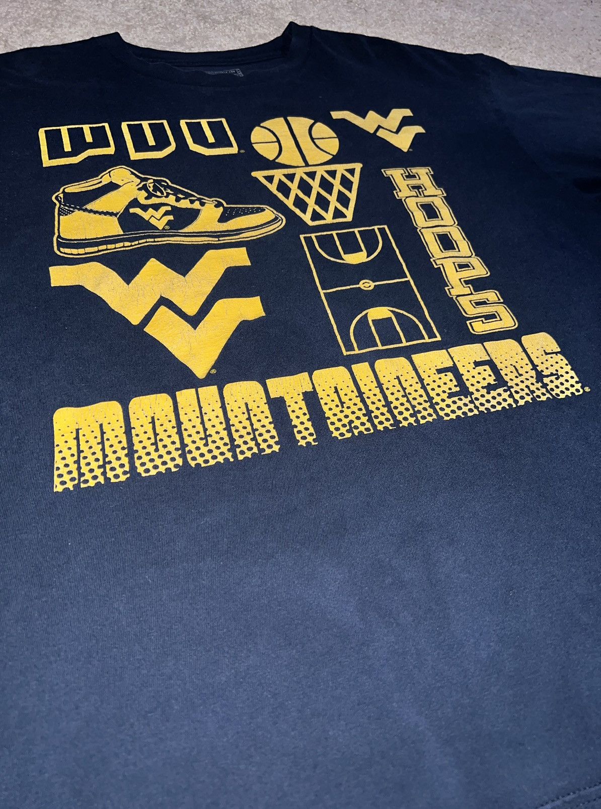 Champs Sport × Vintage VINTAGE WVU MOUNTAINEERS H🏀🏀PS Size US M / EU 48-50 / 2 - 3 Thumbnail