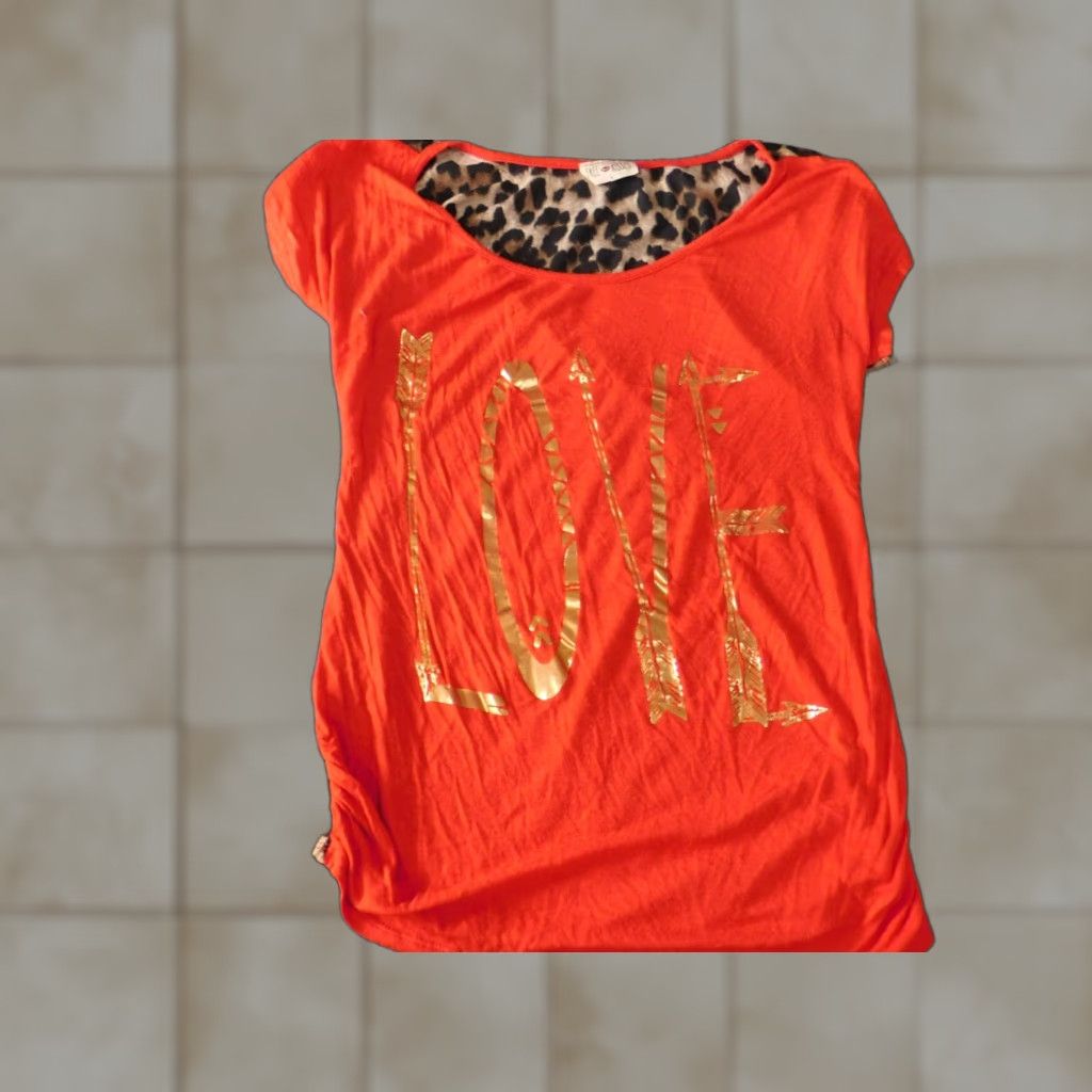 Vintage Free Kisses Blouse Shirt Womens Large Red Animal Print Love Pattern Short Sleeve Pullover Casual L Womens Size L / US 10 / IT 46 - 1 Thumbnail