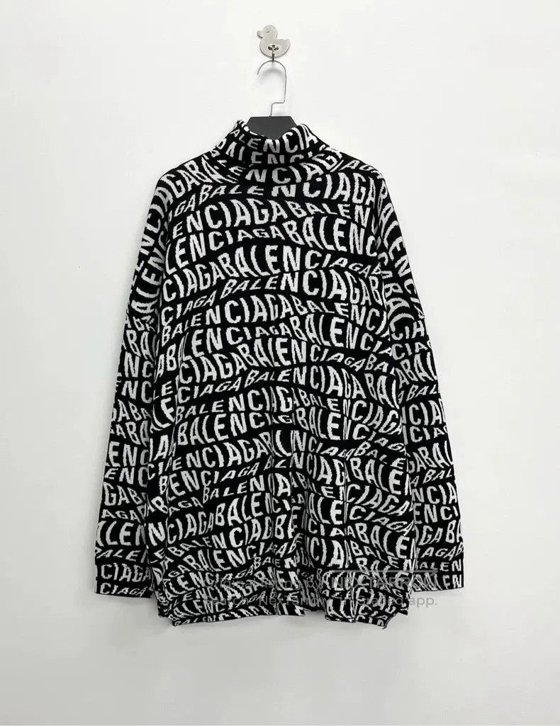 Balenciaga Balenciaga Logo Print Turtleneck Sweater. Size US L / EU 52-54 / 3 - 2 Thumbnail