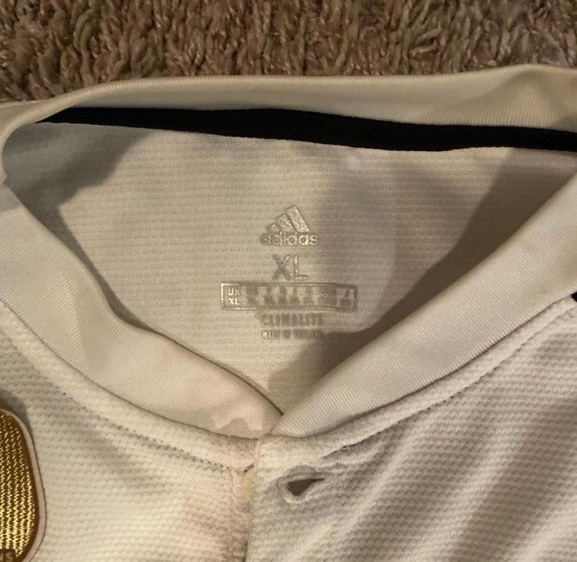 Adidas real Madrid jersey Size US XL / EU 56 / 4 - 2 Thumbnail
