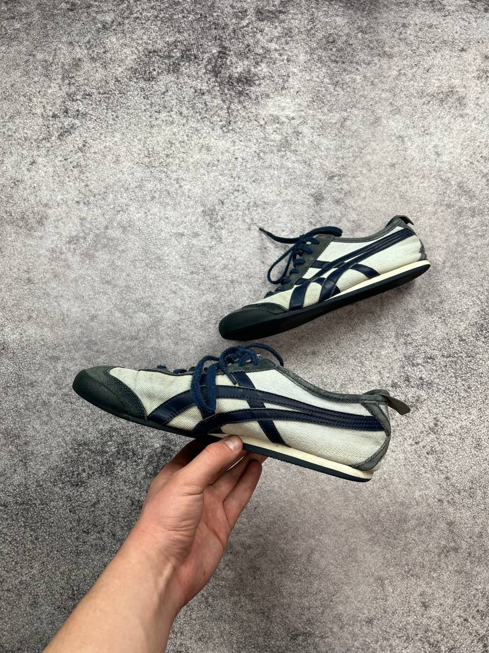 Onitsuka Tiger Asics Onitsuka Tiger Mexico 66 Low Top Sneakers Vintage Size US 11 / EU 44 - 3 Thumbnail