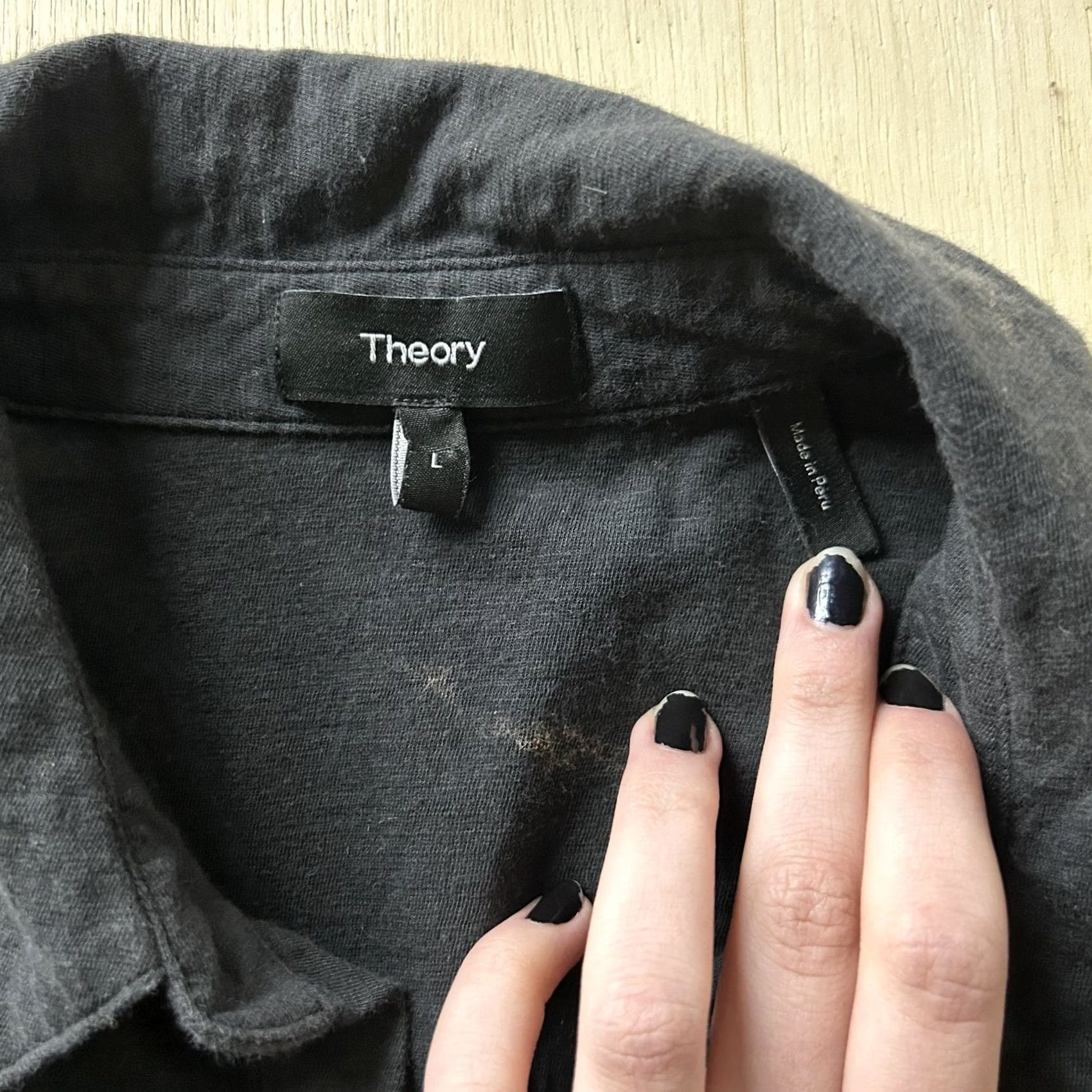 Theory Theory Shirt Womens Large Black Solid Long Sleeve Button Up Casual Lightweight Size L / US 10 / IT 46 - 2 Thumbnail