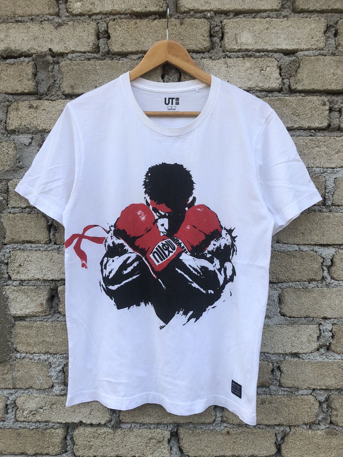 Japanese Brand × Uniqlo × Vintage UT Uniqlo X Capcom Street Fighter Ryu Tshirts Size US L / EU 52-54 / 3 - 1 Thumbnail