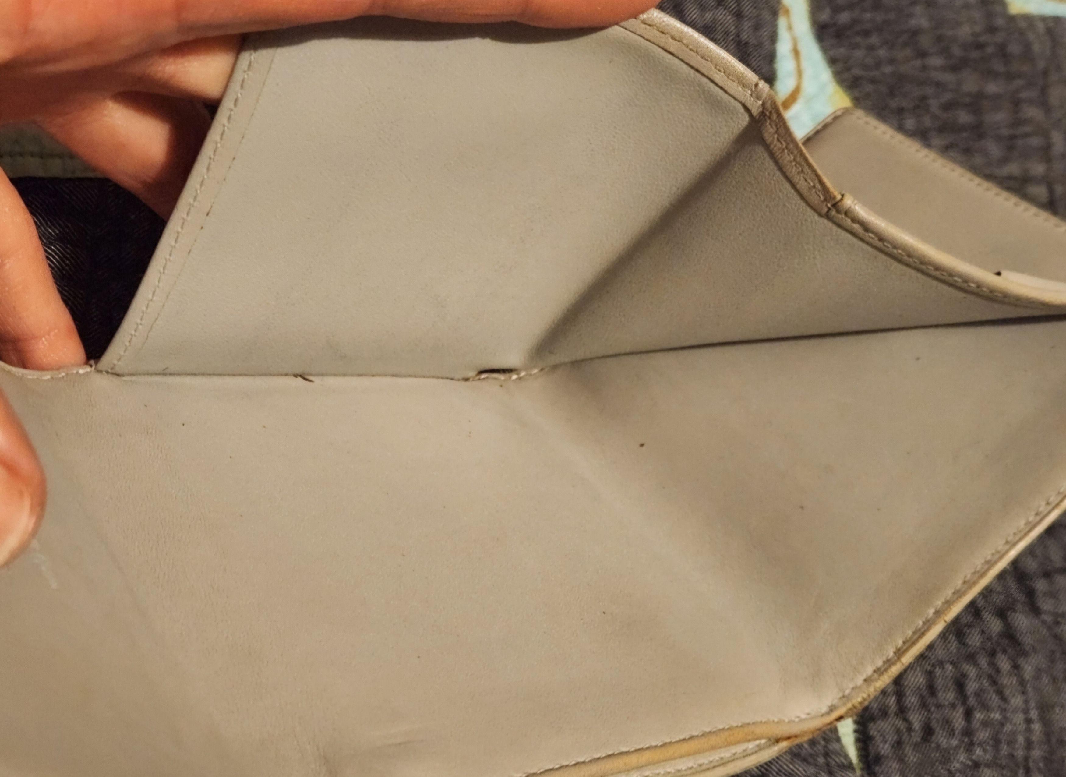 Louis Vuitton Louis Vuitton Vernis Monogram Trifold Wallet Size ONE SIZE - 6 Thumbnail