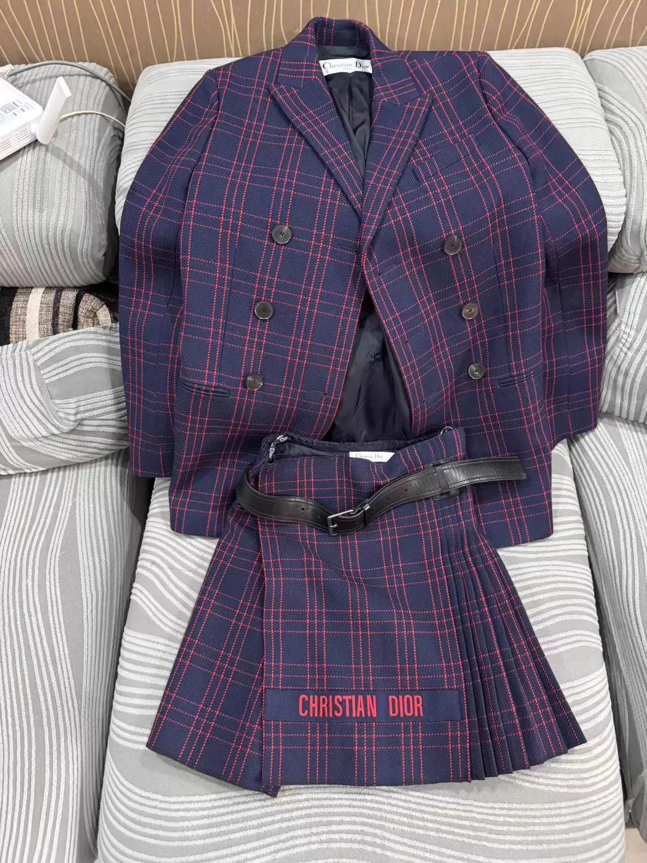 Dior Dior suit set worn once 99 new Size XS / US 0-2 / IT 36-38 - 3 Thumbnail