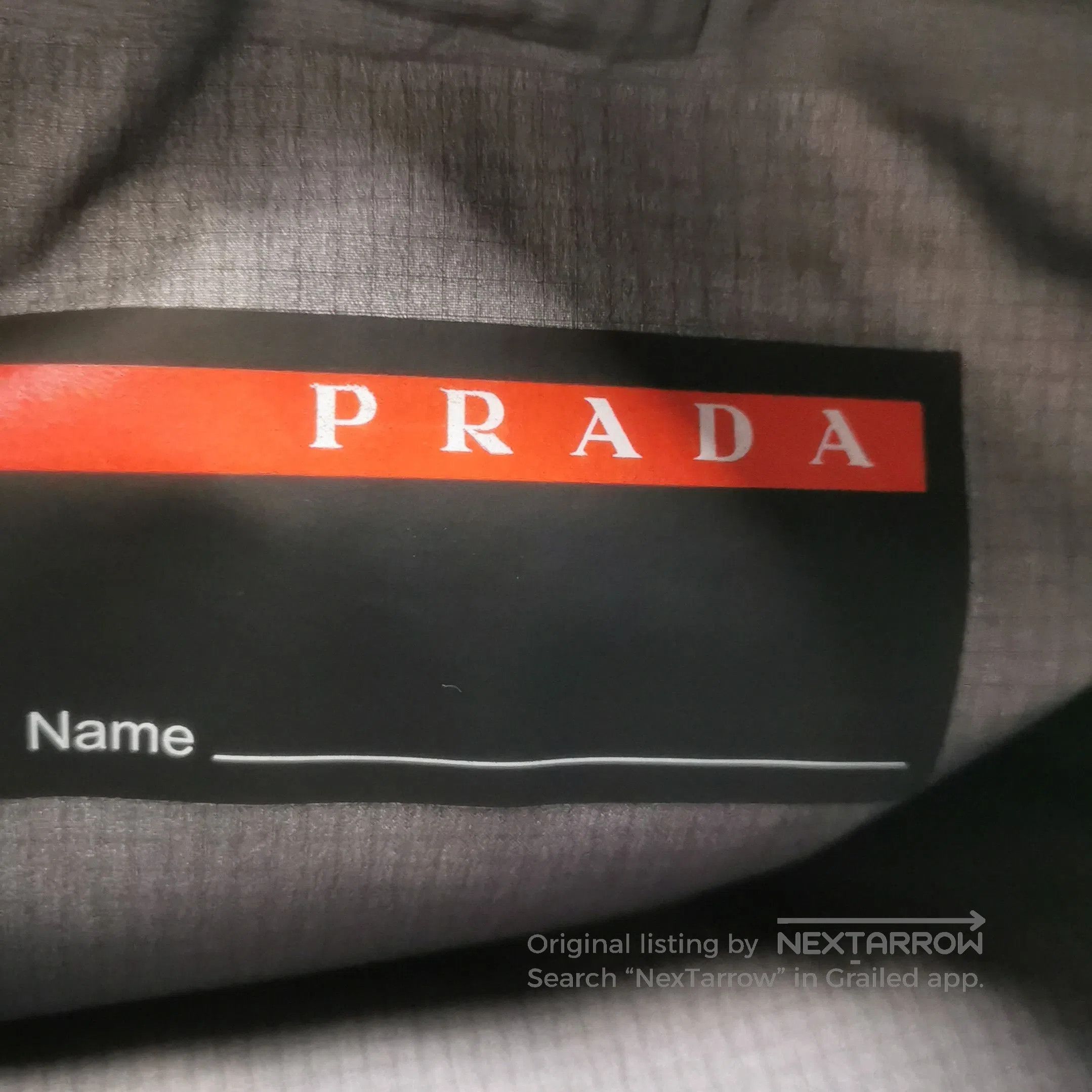 Prada Prada Logo Hooded Cape in Olive Green . Size S / US 4 / IT 40 - 5 Thumbnail