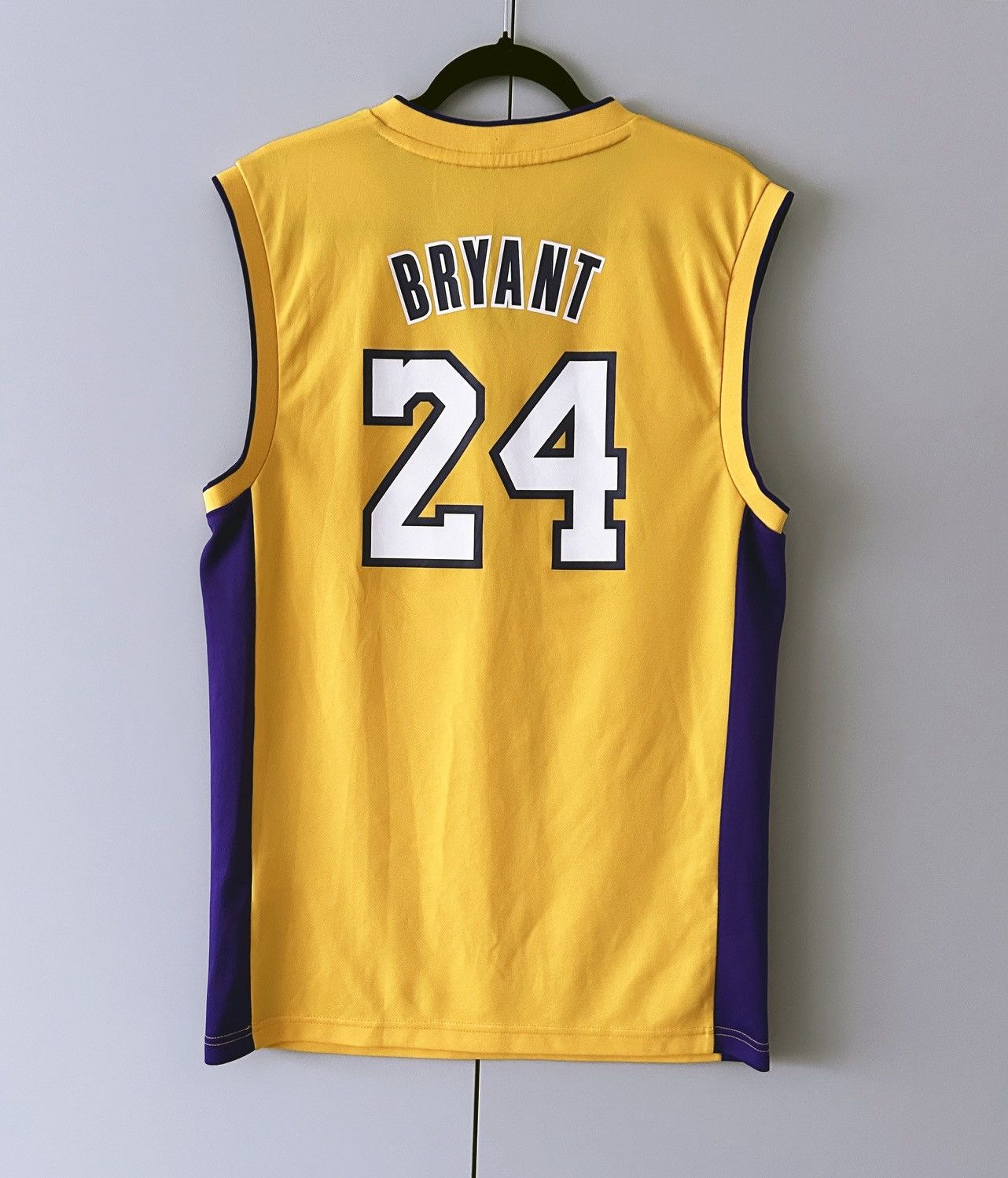 Adidas Kobe Bryant #24 Los Angeles Lakers adidas Size US S / EU 44-46 / 1 - 9 Thumbnail