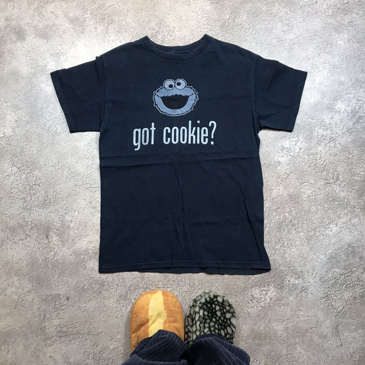 Vintage VINTAGE ADULT MUPPETS GOT COOKIE ? FUNNY TEE Y2K 90s Size US M / EU 48-50 / 2 - 1 Thumbnail
