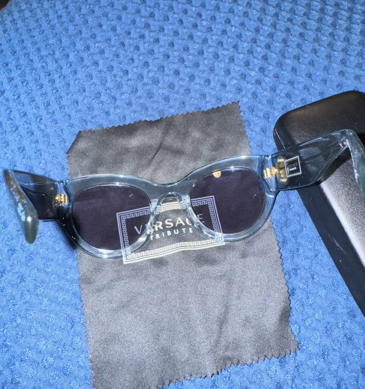 Versace Vintage Transparent Baby Blue Versace Sunglasses Size ONE SIZE - 4 Thumbnail