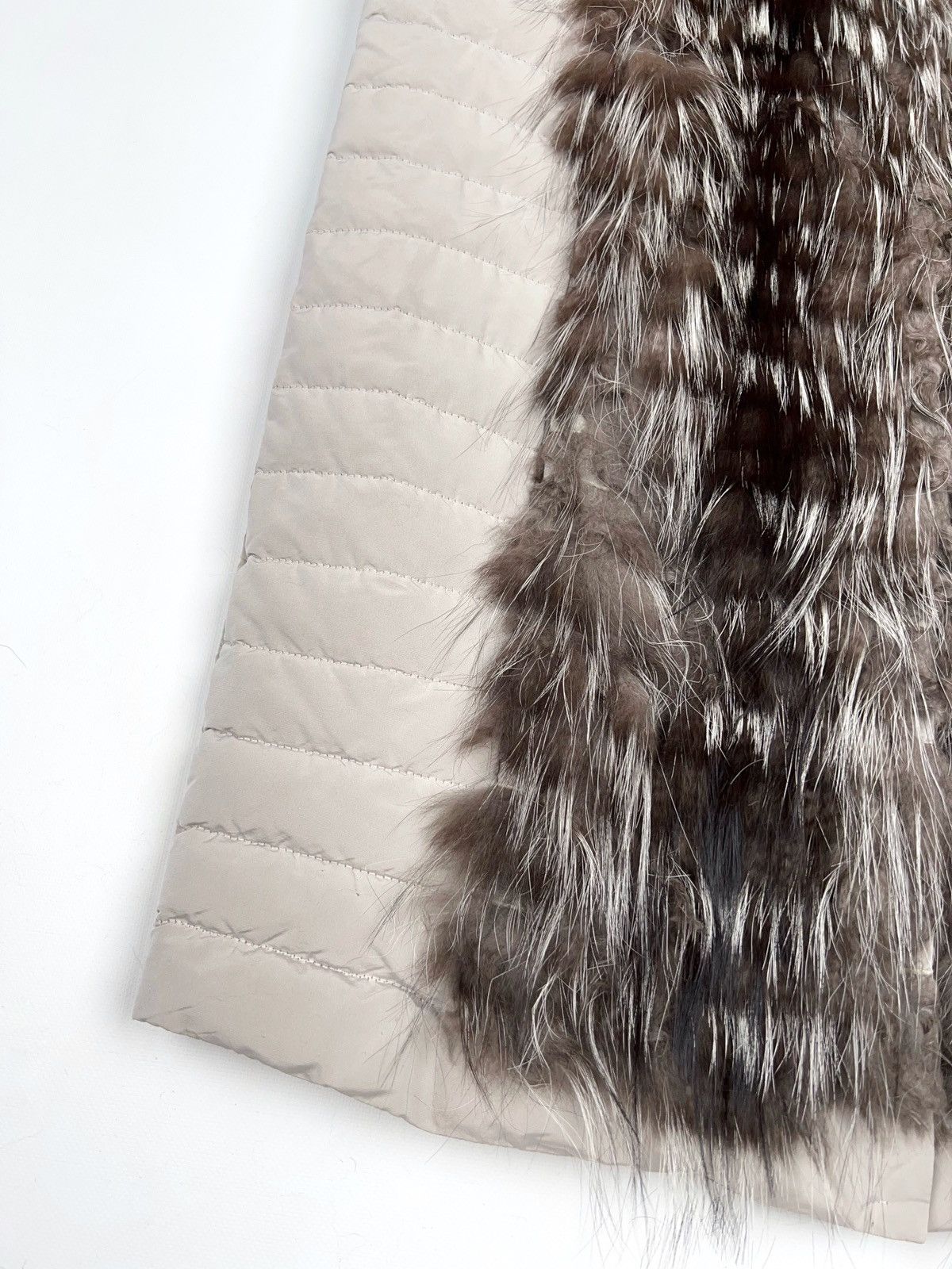 Fabiana Filippi Fabiana Filippi Fox Fur Goose Down Vest Beige Light Grey Size M / US 6-8 / IT 42-44 - 4 Thumbnail