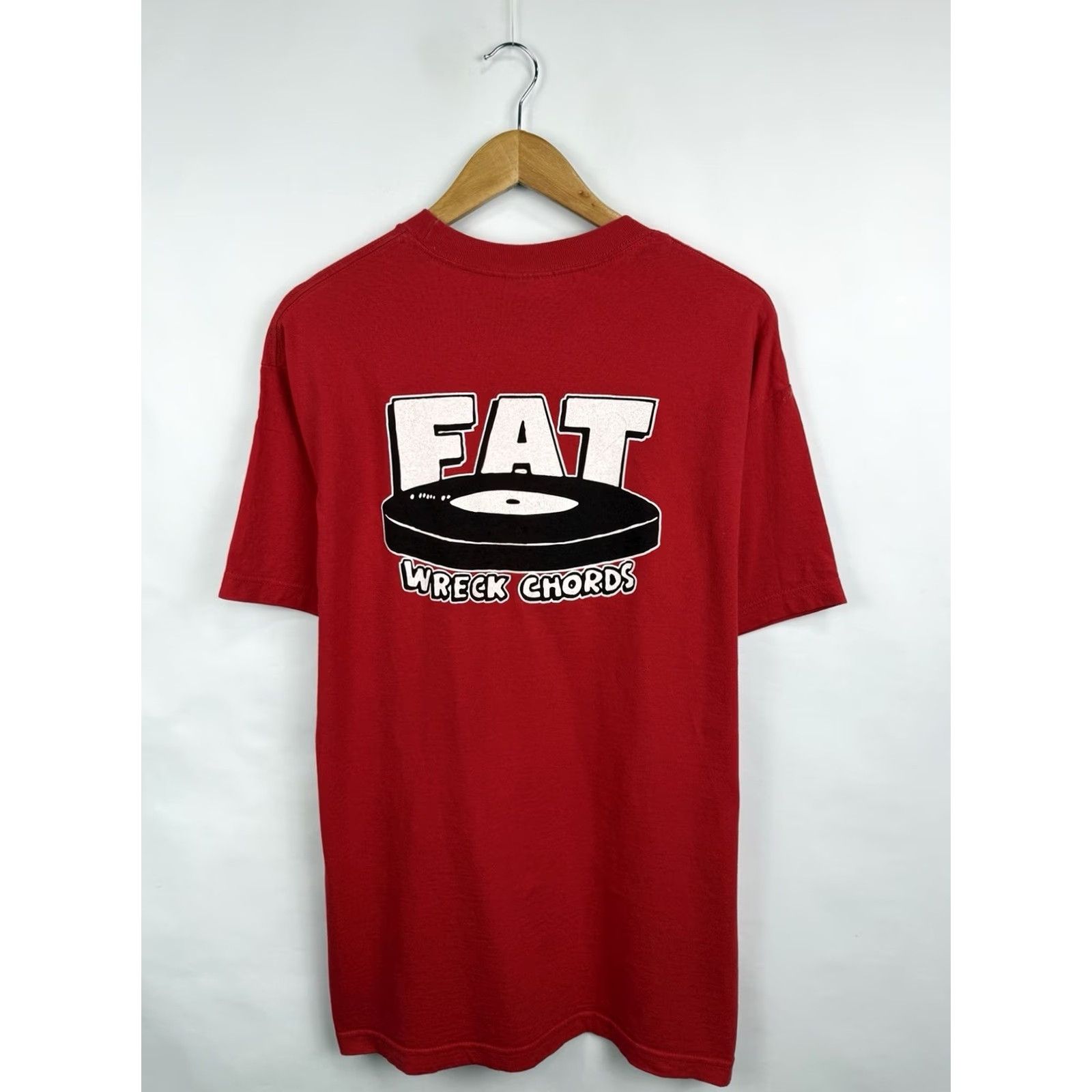 Vintage VINTAGE Fat Wreck Chords Punk Rock USA Label T-Shirt NOFX Size L Red/Gray Mens Shirt Size US L / EU 52-54 / 3 - 3 Thumbnail