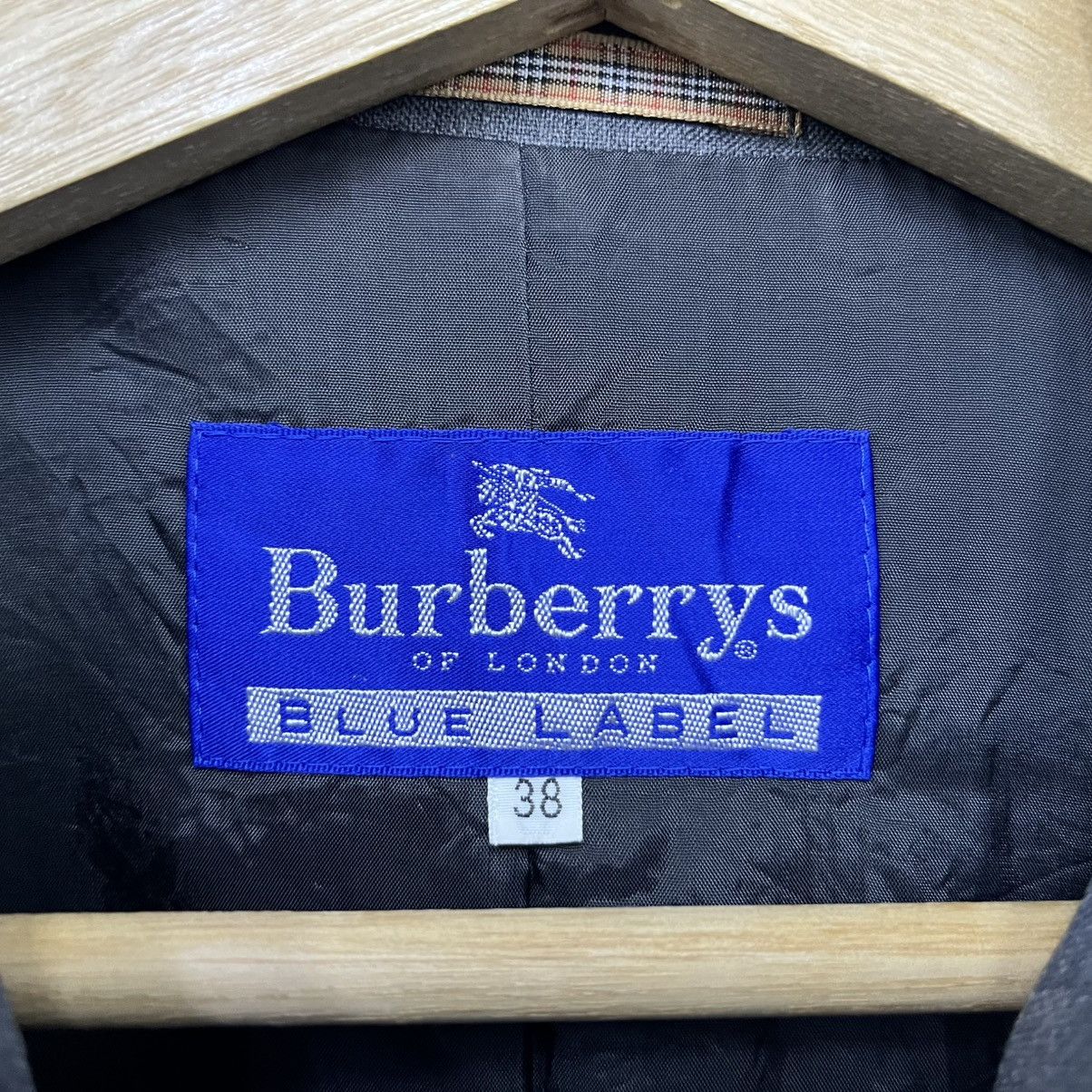 Burberry Burberrys Blue Label Zip Jacket Coat Size S Size S / US 4 / IT 40 - 6 Thumbnail