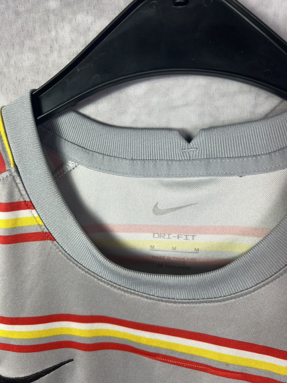 Nike Nike Liverpool 2021/22 Prematch Soccer Jersey Tshirt Size US M / EU 48-50 / 2 - 12 Thumbnail