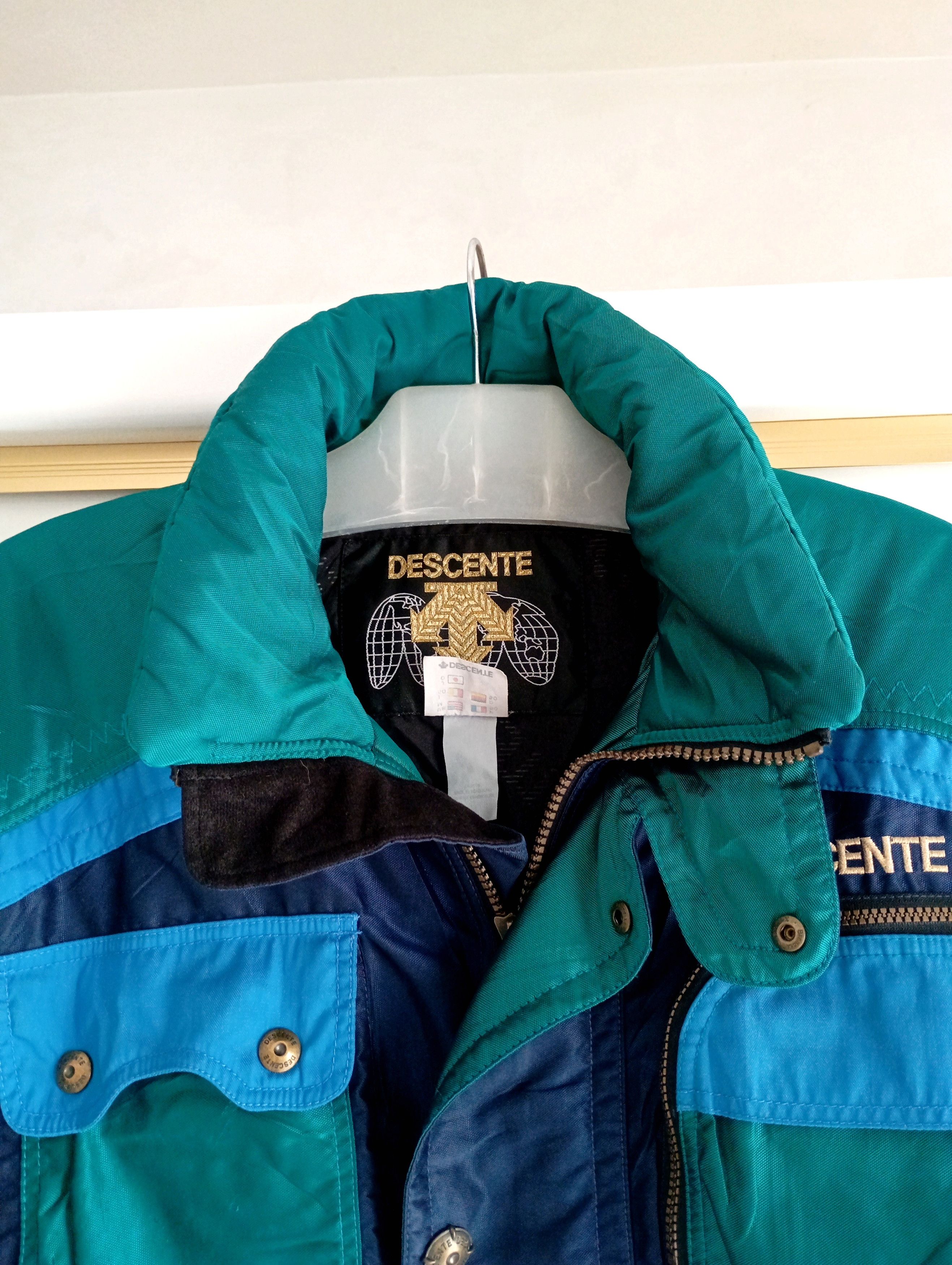 Descente Vintage Descente ski hooded jacket snowboard Size US M / EU 48-50 / 2 - 3 Thumbnail