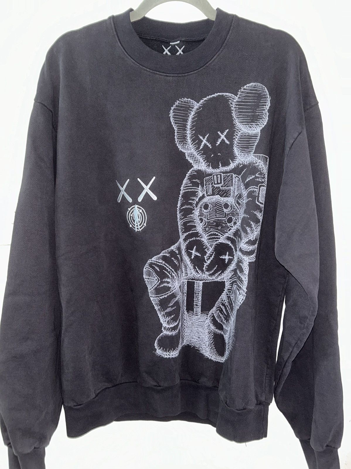Kaws × Kid Cudi KAWS for Kid Cudi Moon Man Size US L / EU 52-54 / 3 - 1 Thumbnail