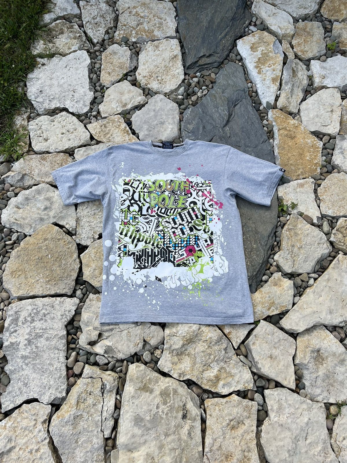 Southpole × Vintage South Pole vintage tee t-shirt graffiti paint y2k multi logo Size US M / EU 48-50 / 2 - 1 Thumbnail