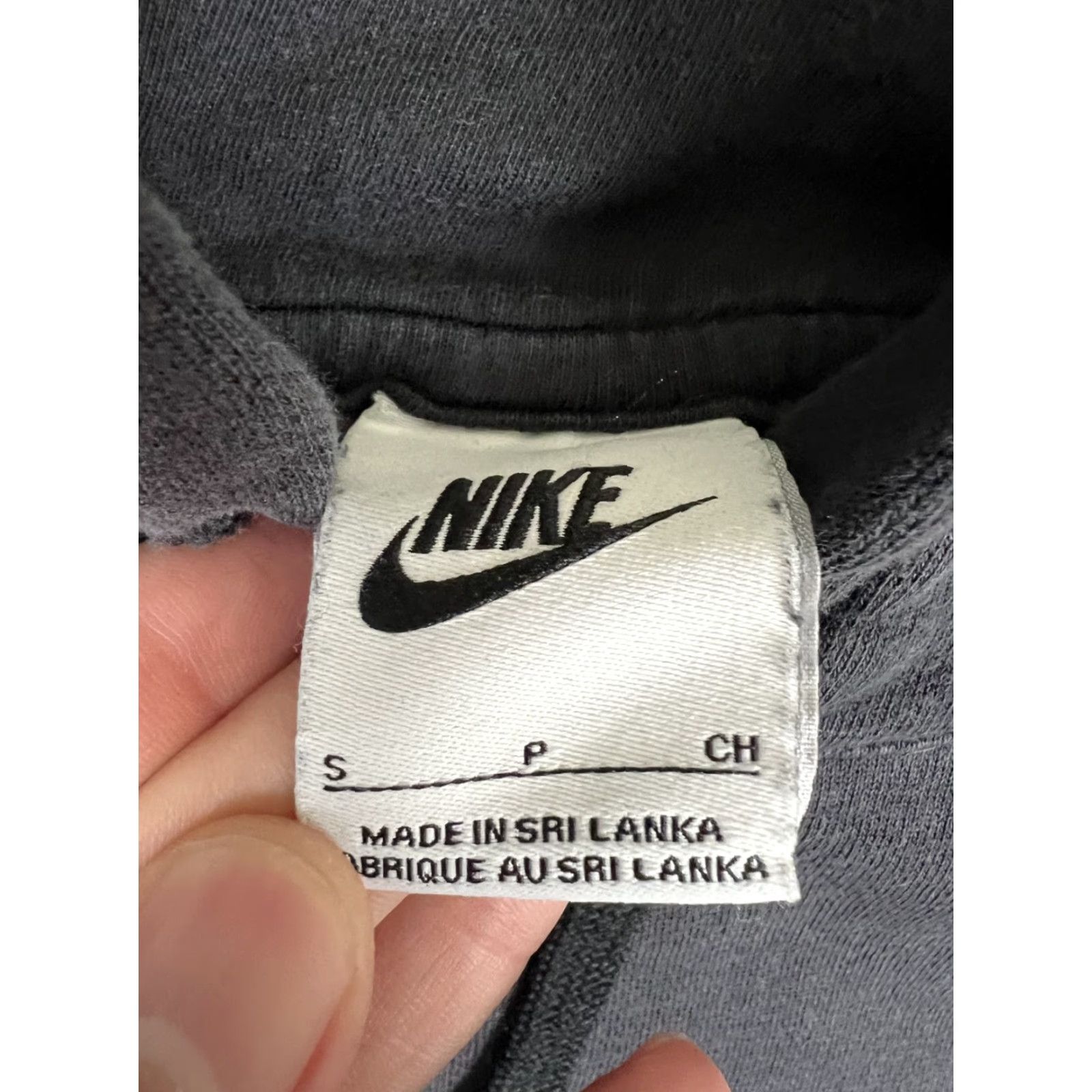 Nike VINTAGE Nike Black Hoodie Sweatshirt Pullover S Long Sleeve Embroidered Swoosh Fade Crew Neck Hooded Pockets 90s Sports Men Size US S / EU 44-46 / 1 - 5 Thumbnail