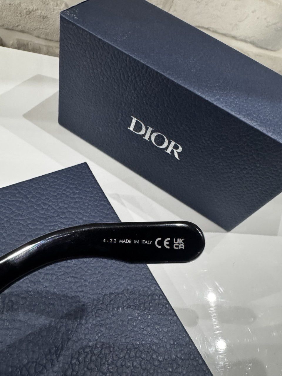Dior Christian Dior "Lady" Black Oval Cat Eye Shield Sunglasses Size ONE SIZE - 9 Thumbnail