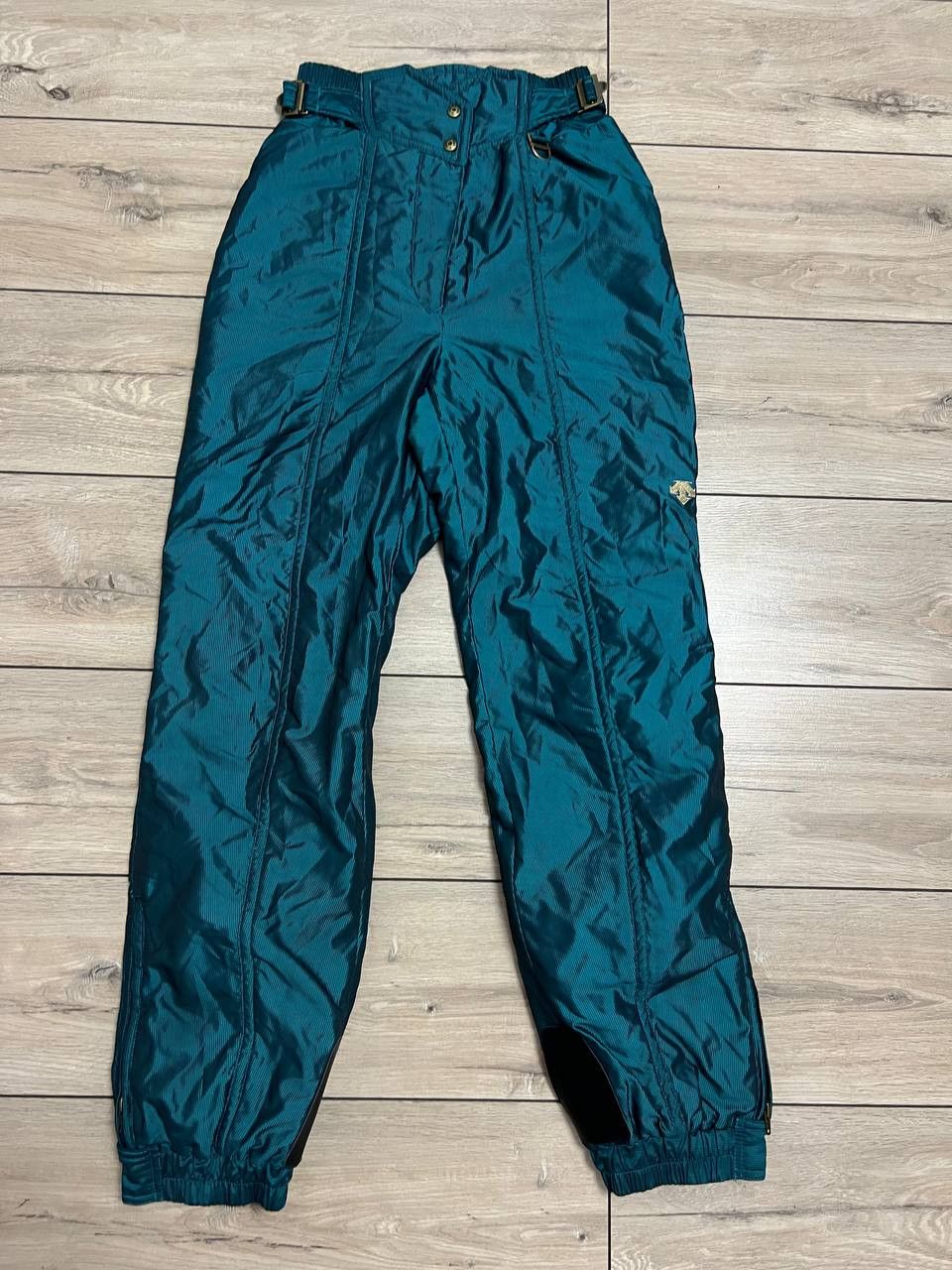 Descente Descente Vintage 2 Piece Ski Suit Jacket US 10 Pants US 8 Size L / US 10 / IT 46 - 16 Thumbnail