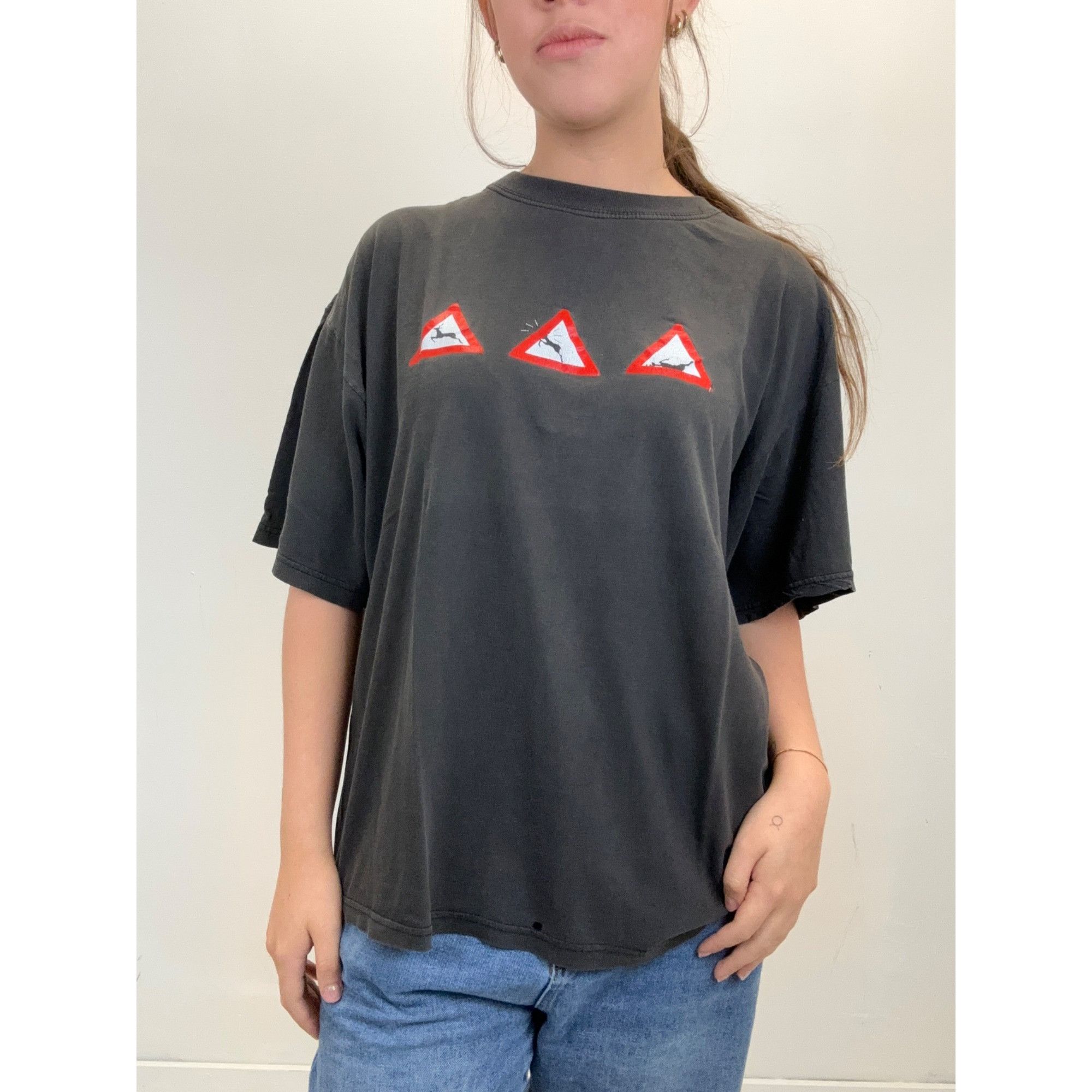 Other L Vintage Deer Caution Sarcastic T Size US L / EU 52-54 / 3 - 1 Thumbnail