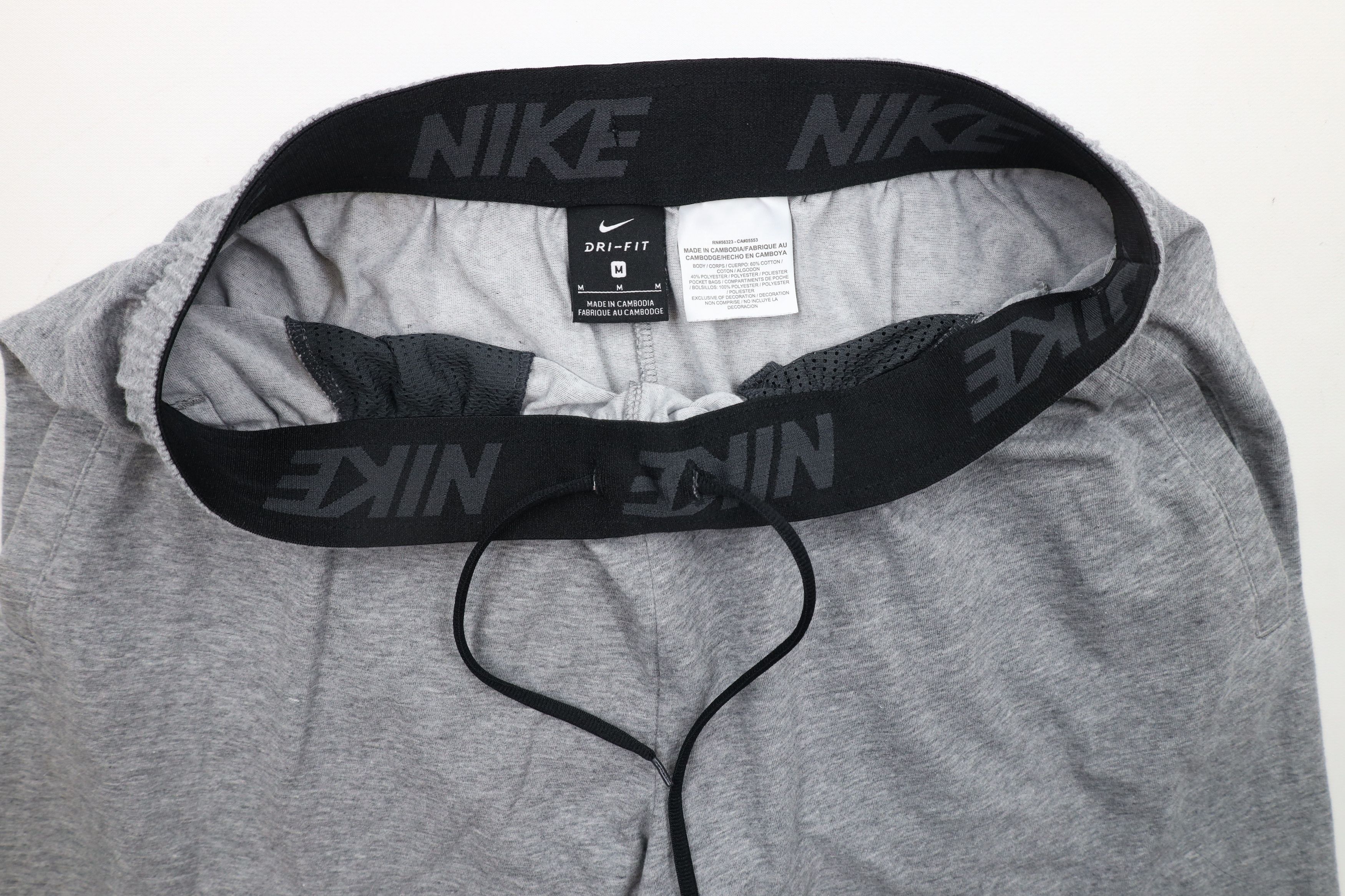 Nike × Vintage Vintage Nike Mini Swoosh Above Knee Shorts Heather Gray Size US 32 / EU 48 - 5 Thumbnail