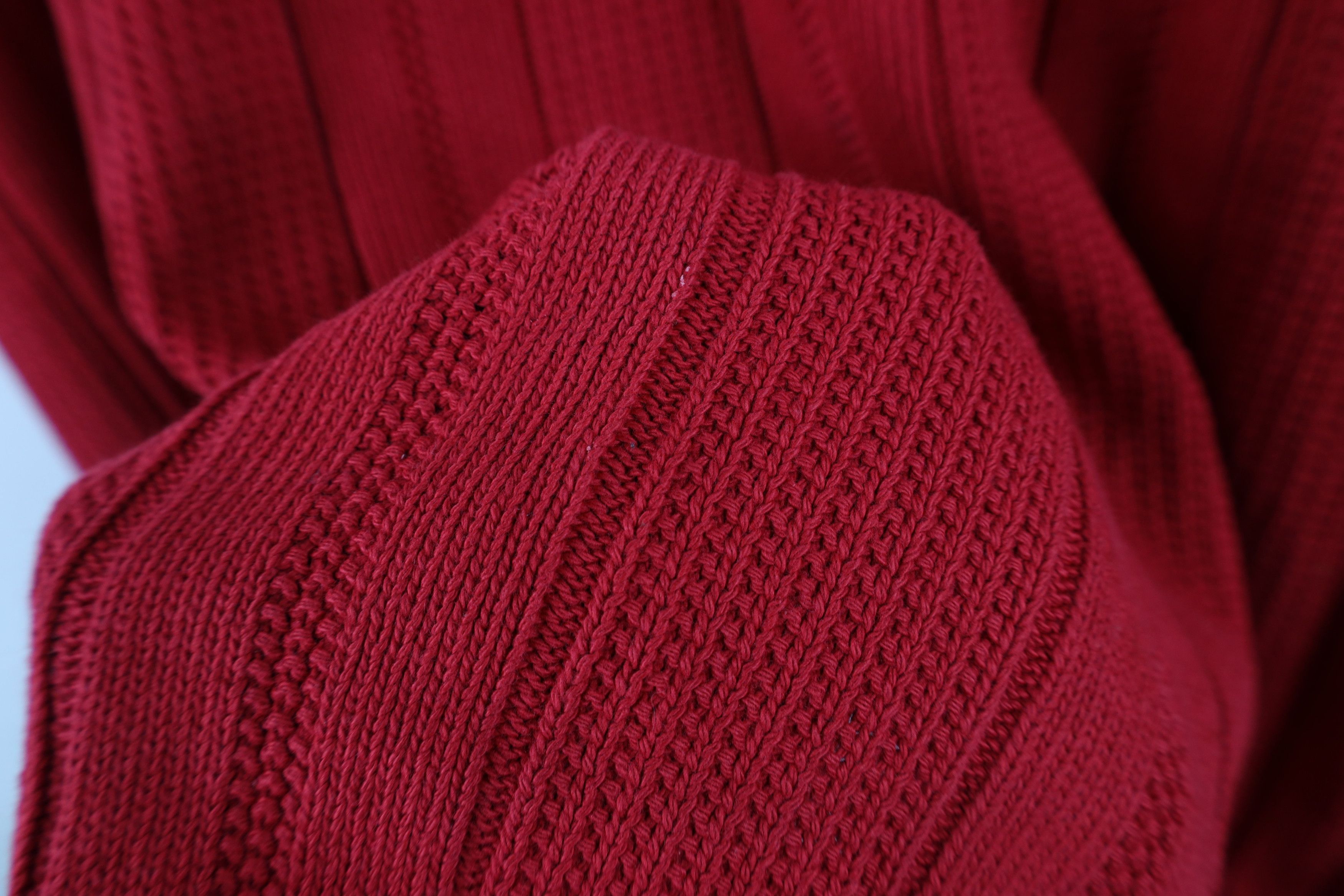 Vintage Vintage 90s Streetwear Ribbed Knit Crewneck Sweater Red Size US L / EU 52-54 / 3 - 7 Thumbnail