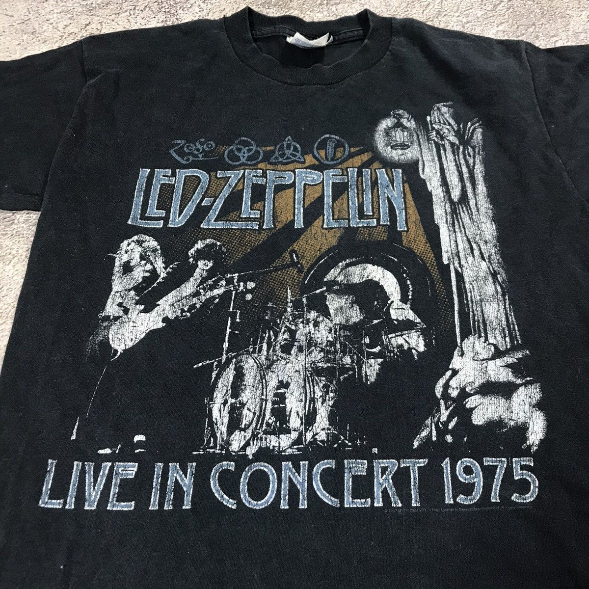 Vintage Vintage 90s Led Zeppelin Band Tee Graphic Faded Grunge S Size US S / EU 44-46 / 1 - 2 Thumbnail