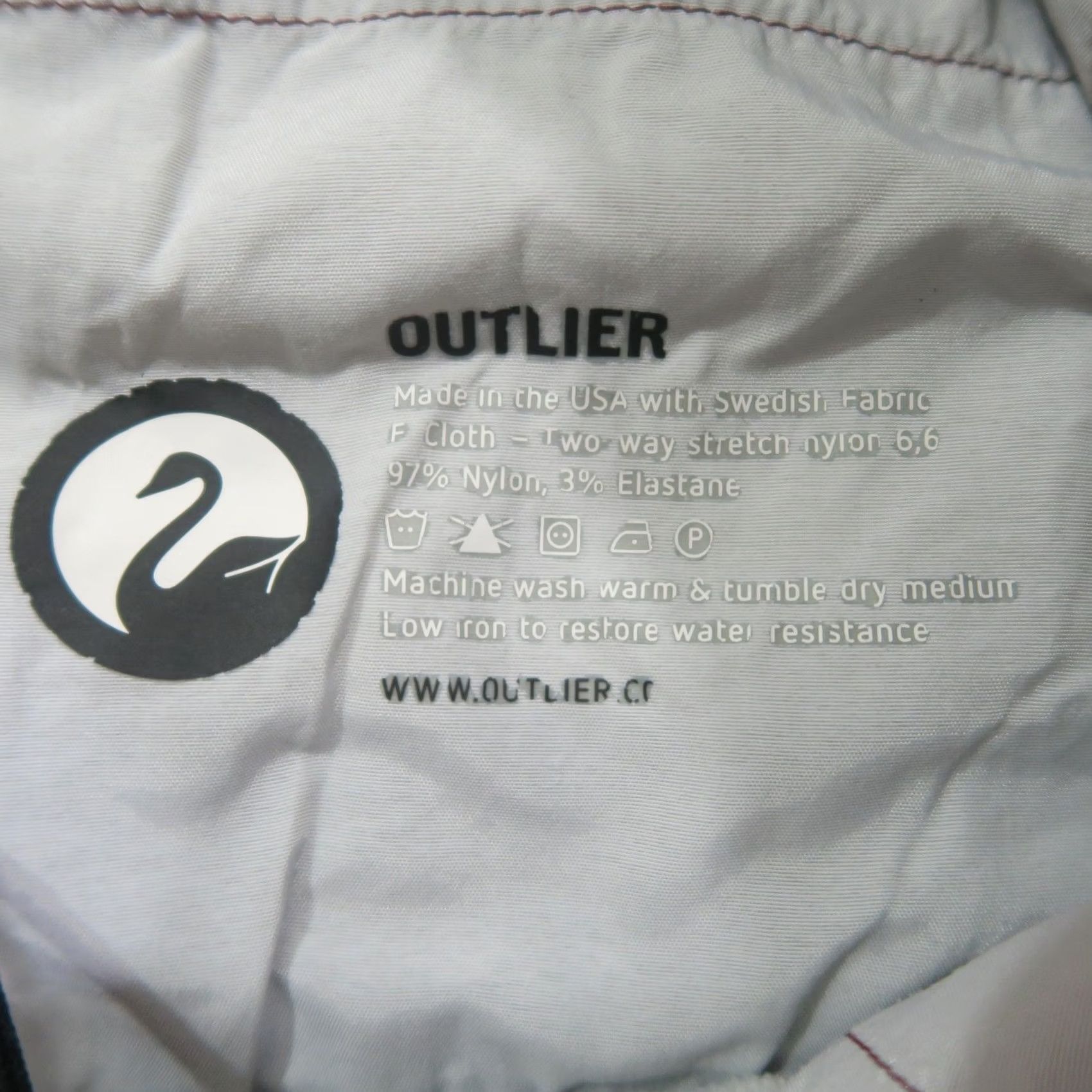 Outlier Shorts Mens 31 Red New Way Stretch Performance Chino Travel 8" Inseam, Men's — image 3 of 6