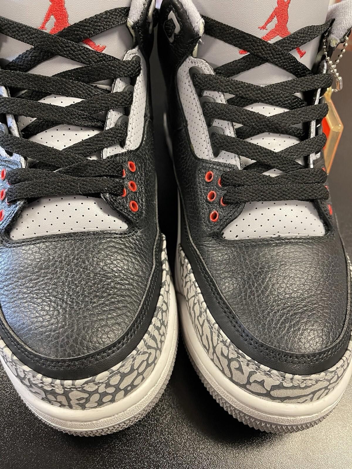 Jordan Brand Size 9.5 - Jordan 3 Retro OG Mid Black Cement Very Clean! Size US 9.5 / EU 42-43 - 9 Thumbnail