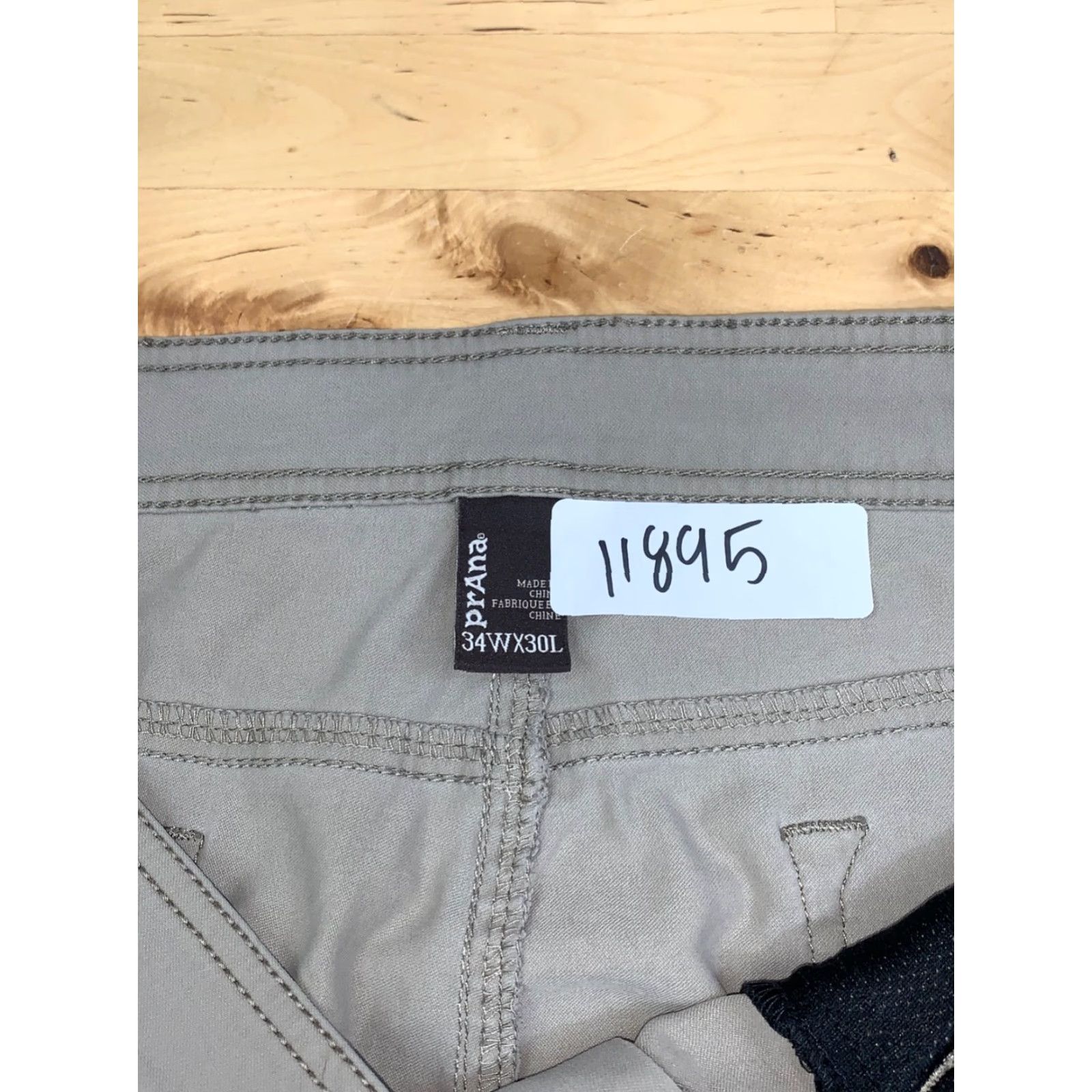 Prana prAna Pants Mens 34x30 Beige Casual Outdoor Hiking Camping 11895 Pants 34 in Beige Mens Straight Pocket 5-Pocket Nature Vintage No Size US 34 / EU 50 - 3 Thumbnail