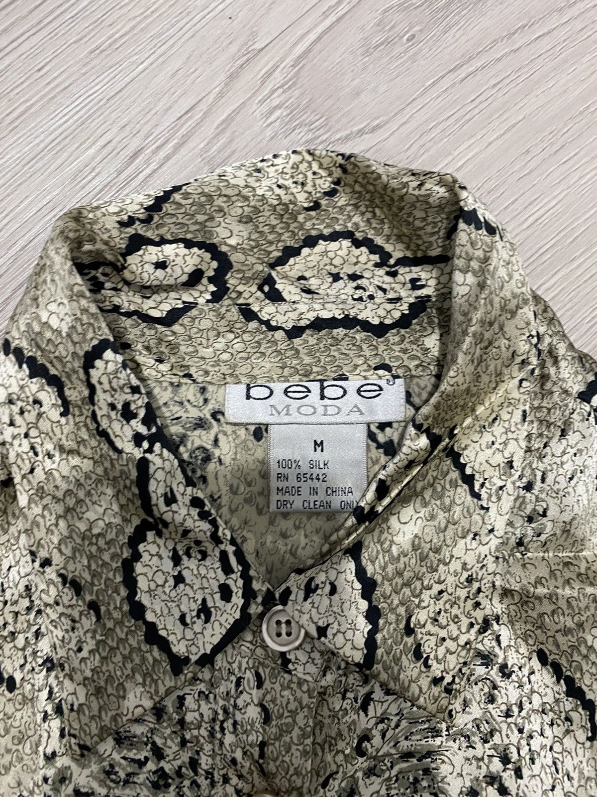Japanese Brand 2000s slik bebe snakeskin shirt Size US M / EU 48-50 / 2 - 4 Thumbnail