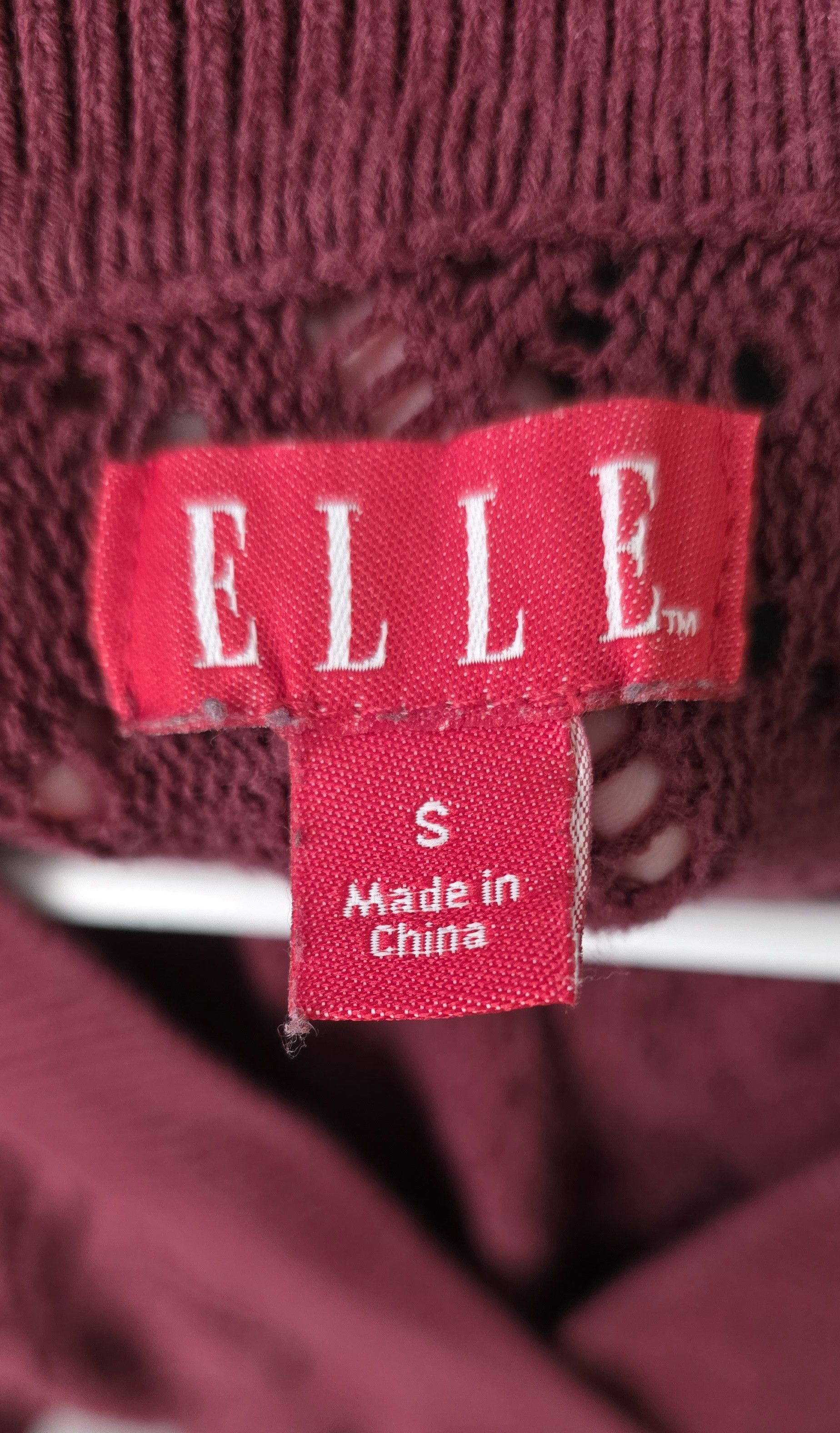 Other ELLE Burgundy Low Vneck Pointelle Sweater Dress Size Small Size S / US 4 / IT 40 - 3 Thumbnail
