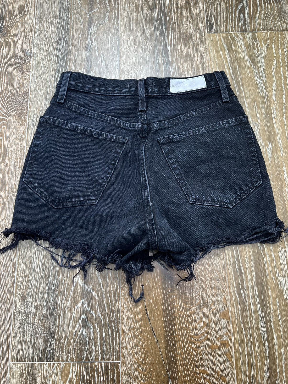 RE/DONE Re/done distressed denim shorts Size 26" / US 2 / IT 38 - 2 Thumbnail