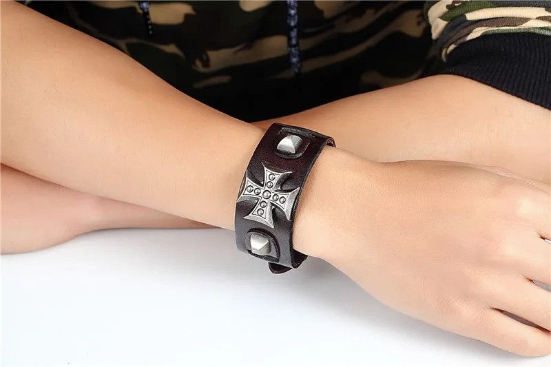 Other Cross Rolo Chain Leather Bracelet Accessories Cuff Gift Size ONE SIZE - 1 Thumbnail