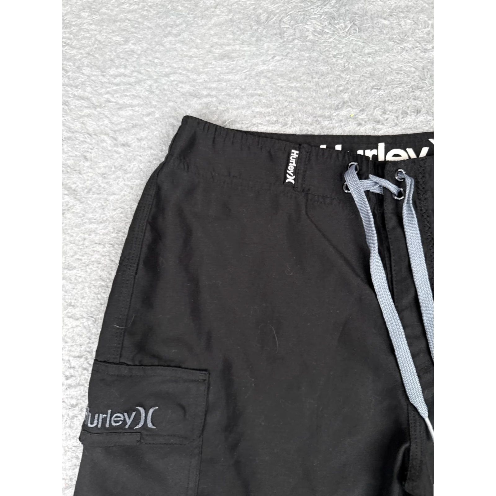 Hurley Hurley Board Shorts Mens 29x10 Black Swim Trunks Drawstring Cargo Pocket Surf Size US 29 - 4 Thumbnail