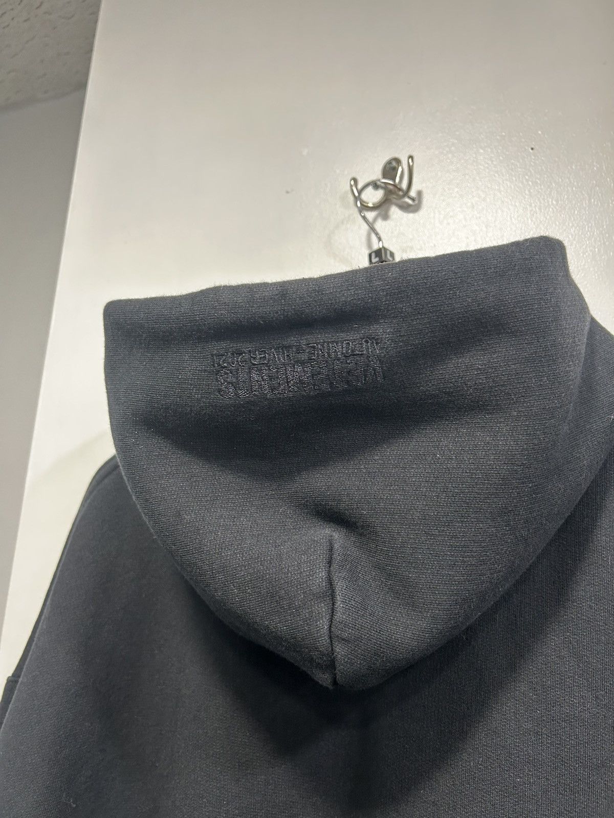 Vetements Vetements Chemical FUCK hoodie Size US L / EU 52-54 / 3 - 6 Thumbnail