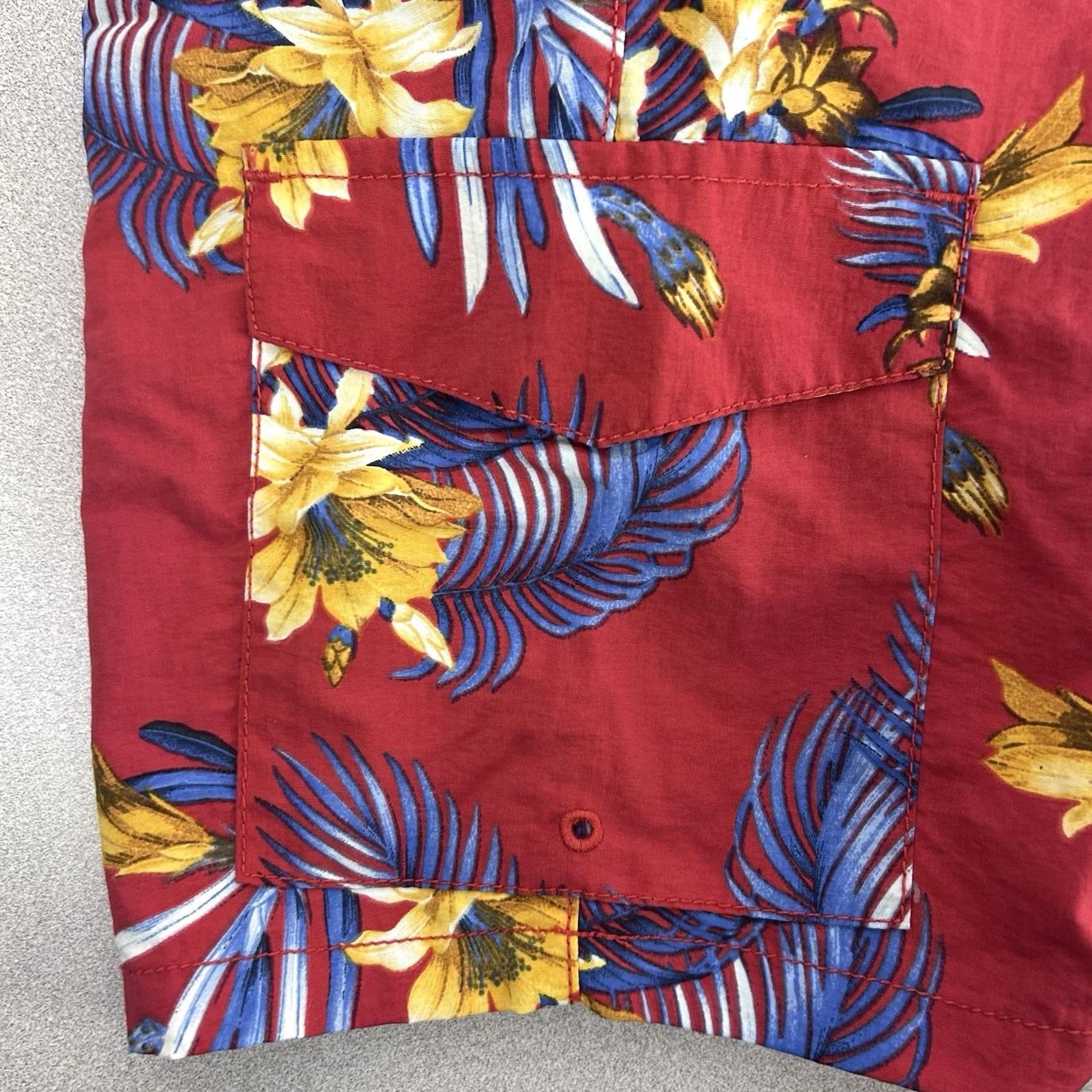 Tommy Bahama Tommy Bahama Mens Shorts XXL Red Swim Trunks Nylon Floral Hawaiian Lined Size US 39 - 5 Thumbnail