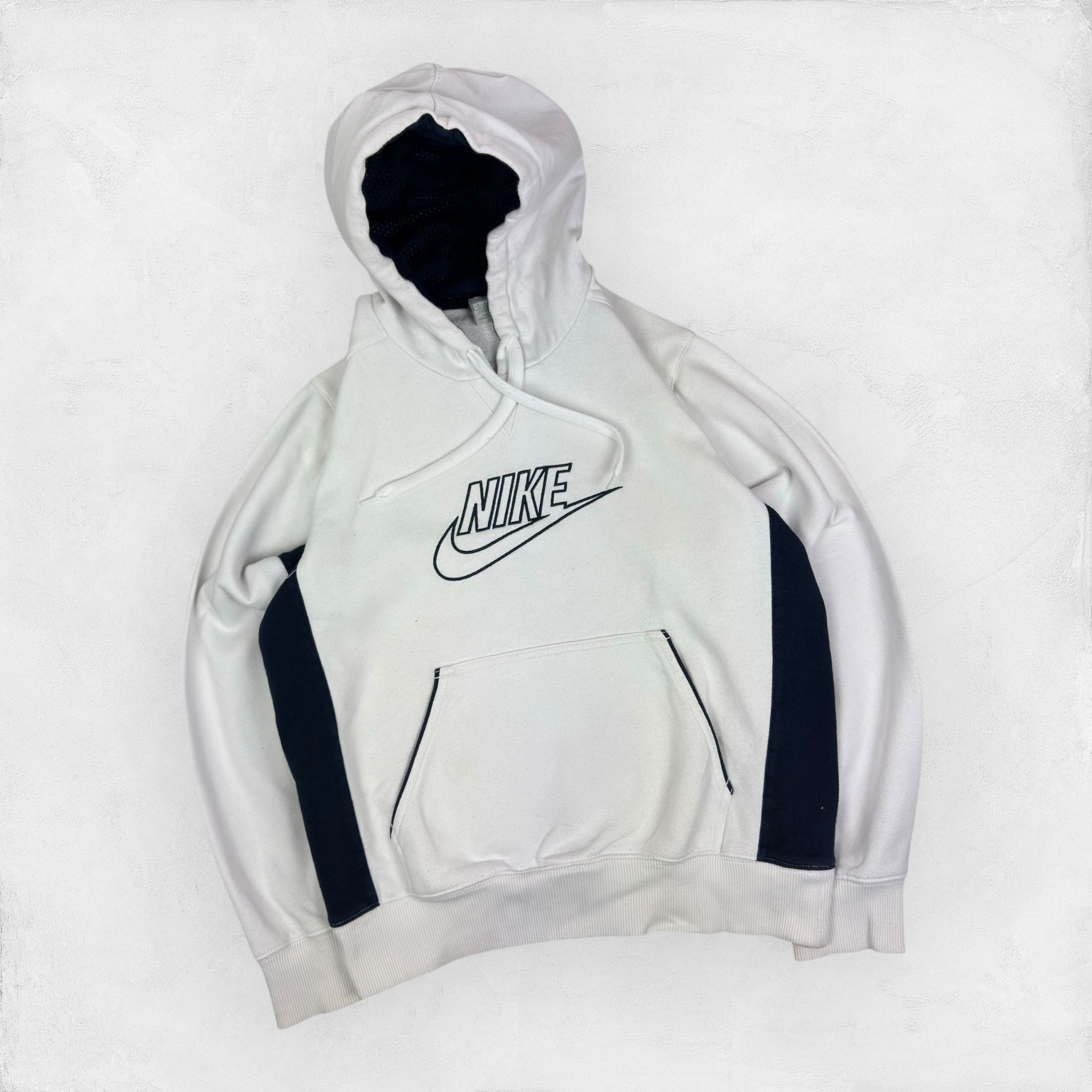 Nike Nike Men's White Black Swoosh Spellout Fleece Hoodie Small Size US S / EU 44-46 / 1 - 1 Thumbnail