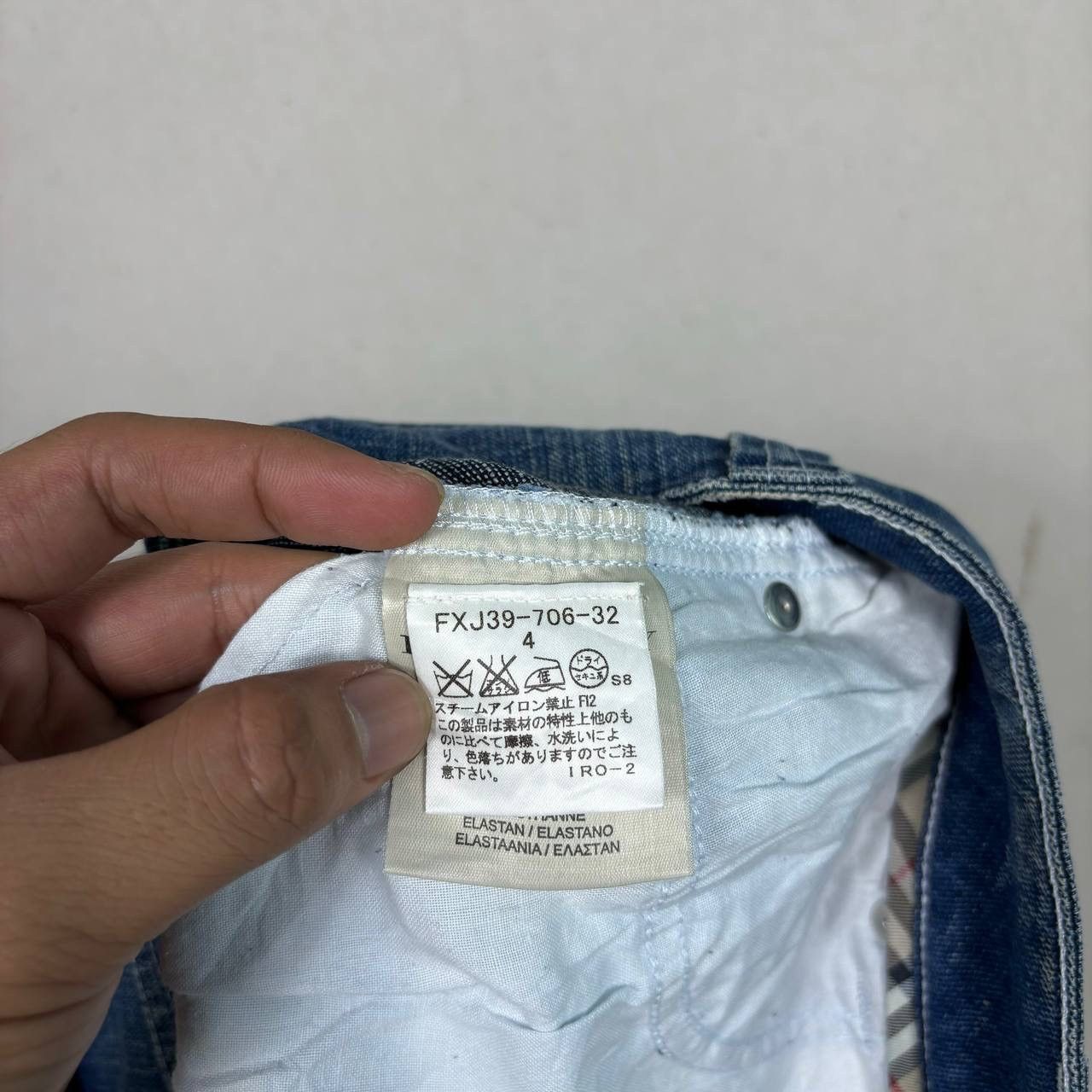 Burberry Burberry London Vintage Denim Skirt Italy Nova Check Size 26" / US 2 / IT 38 - 6 Thumbnail