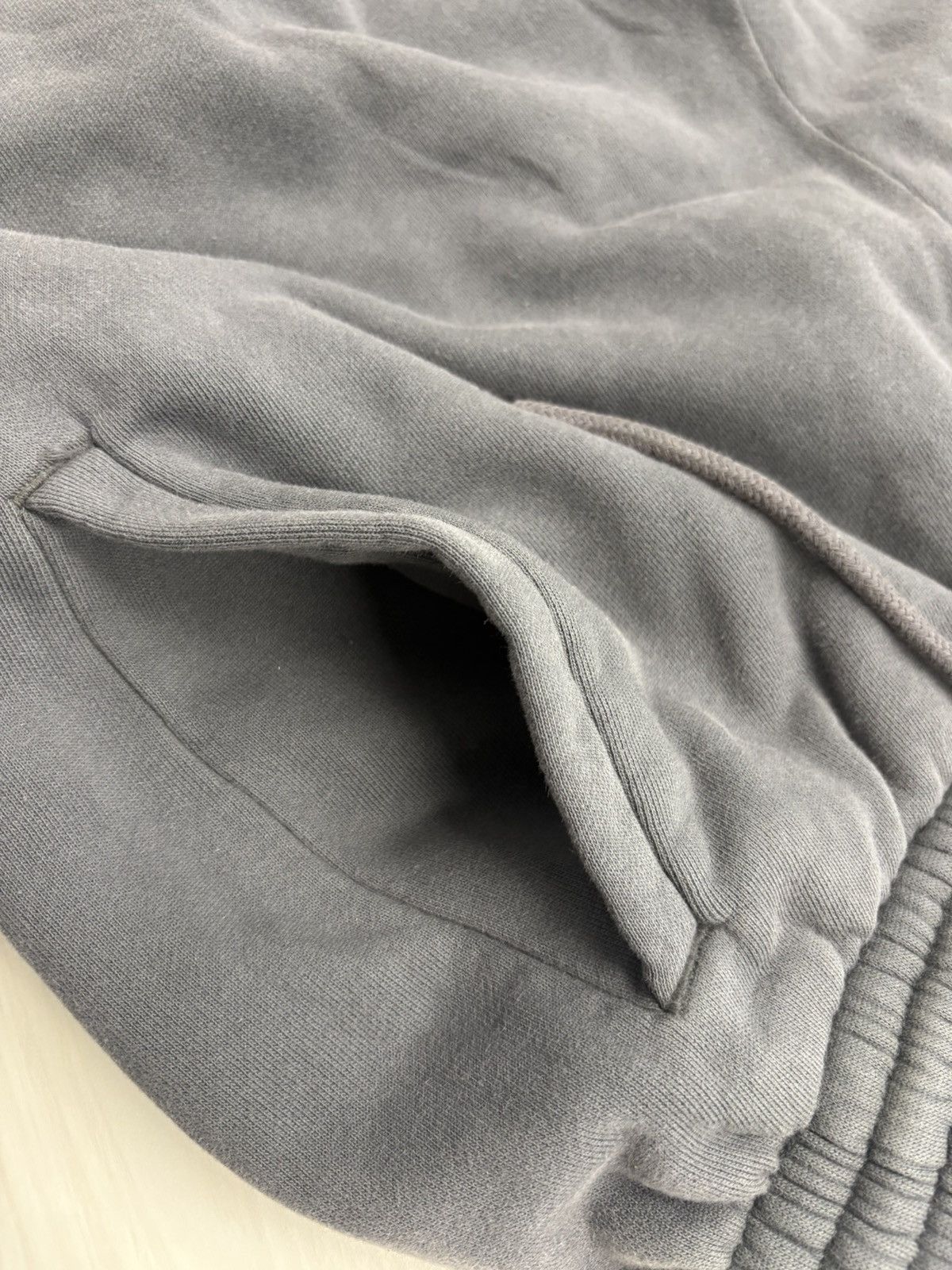 Balenciaga × Kanye West × Yeezy YZY x GAP Dark Grey sweats L Size US 34 / EU 50 - 6 Thumbnail