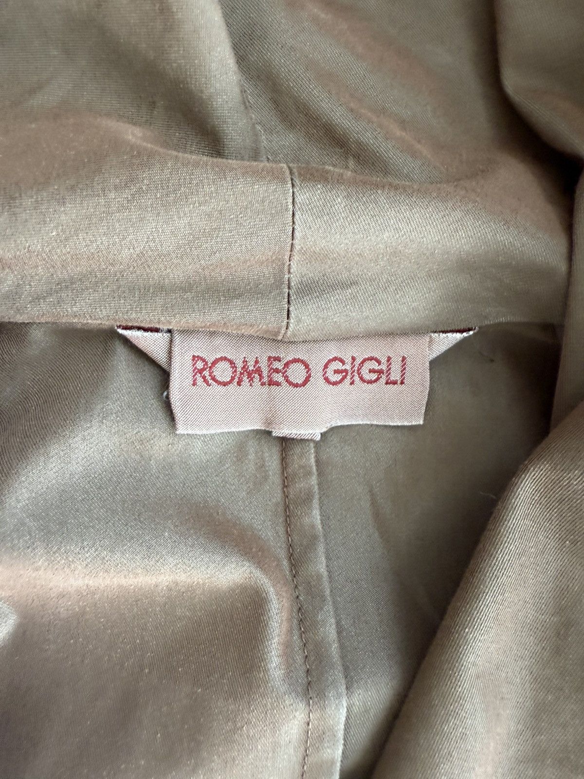 Romeo Gigli Romeo Gigli hooded parka Size US L / EU 52-54 / 3 - 2 Thumbnail