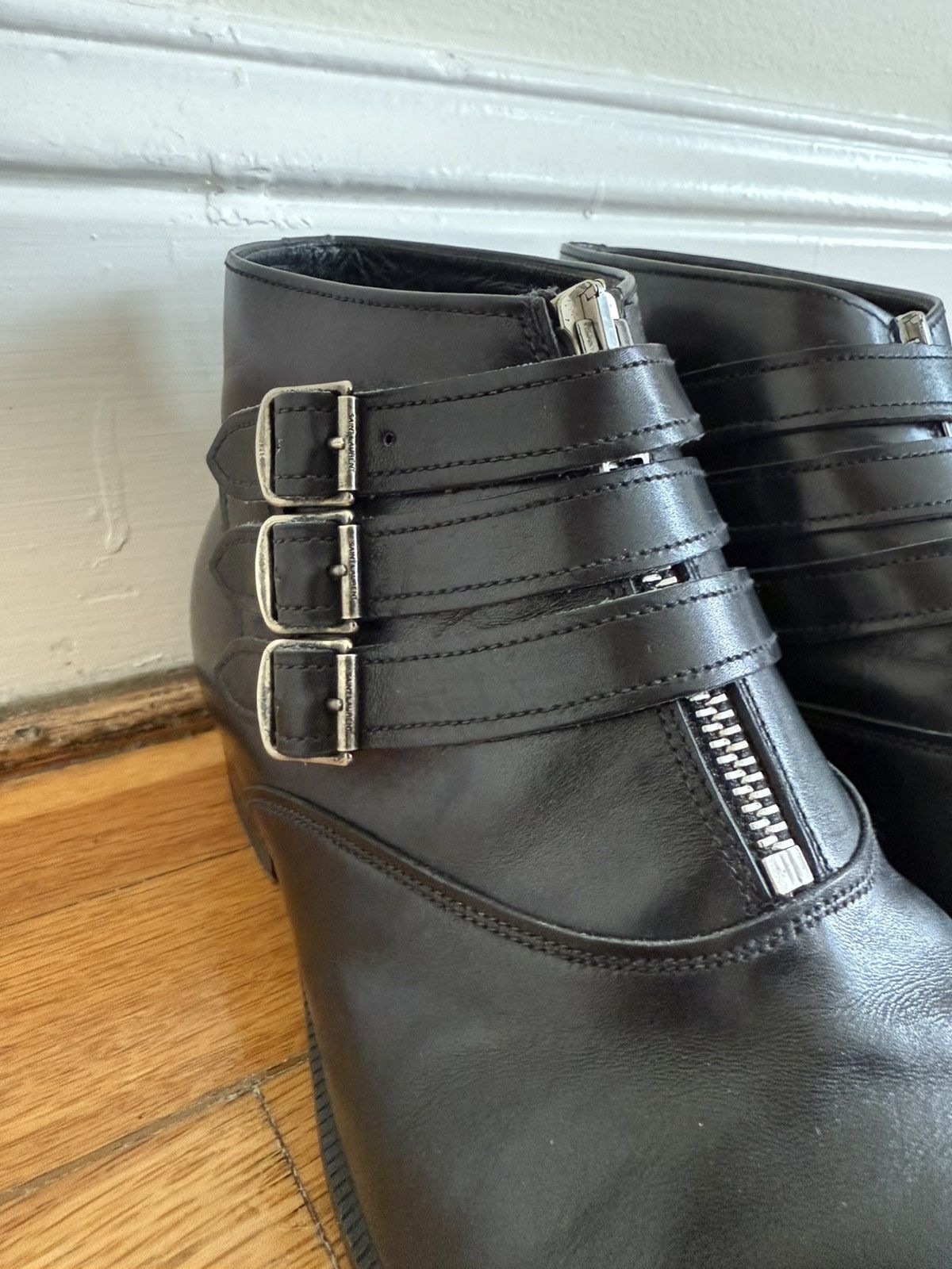 Hedi Slimane × Saint Laurent Paris Grail Saint Laurent boots 2014 40.5 8 leather Size US 8 / EU 41 - 6 Thumbnail